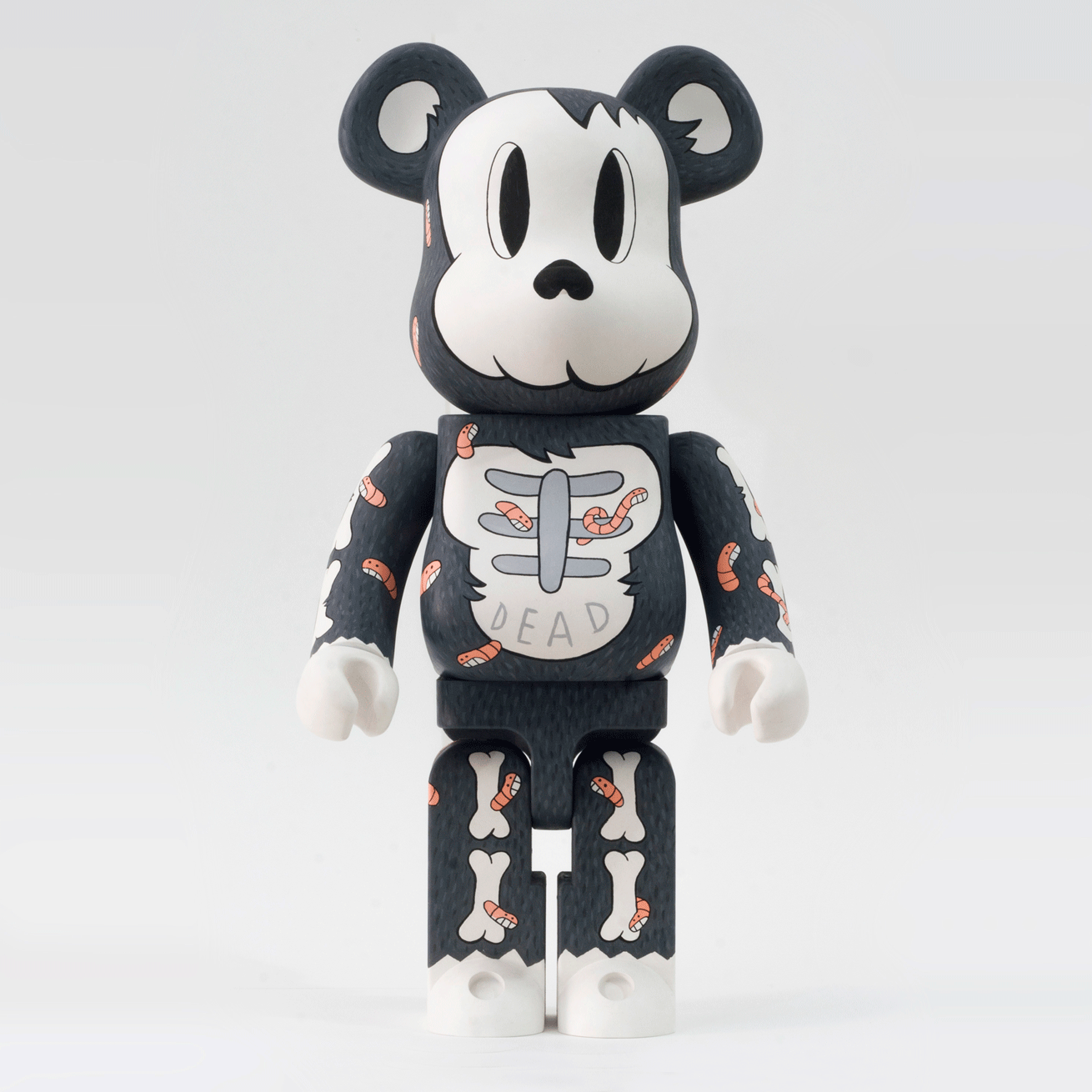 Cote_Escriva_Custom_Bearbrick-1000_014.gif