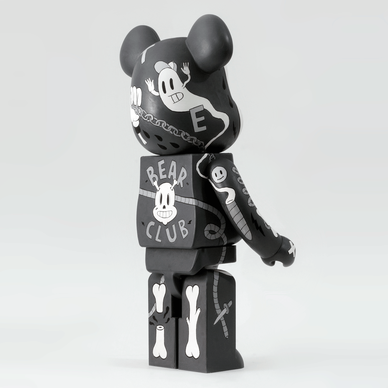 Cote_Escriva_Custom_Bearbrick-1000_012.gif