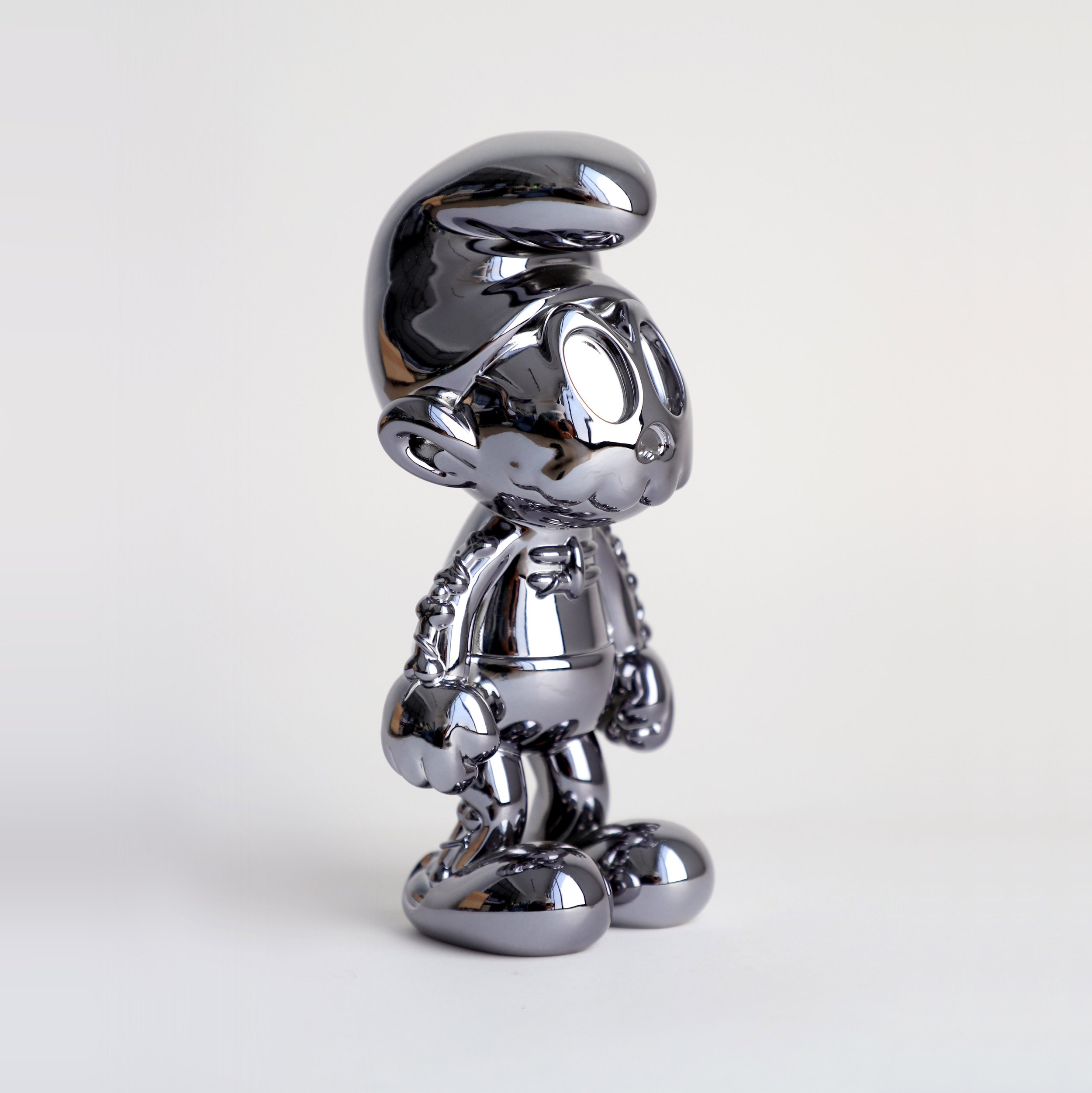 Lucky Smurf by Cote Escriva - Dark chrome.jpg
