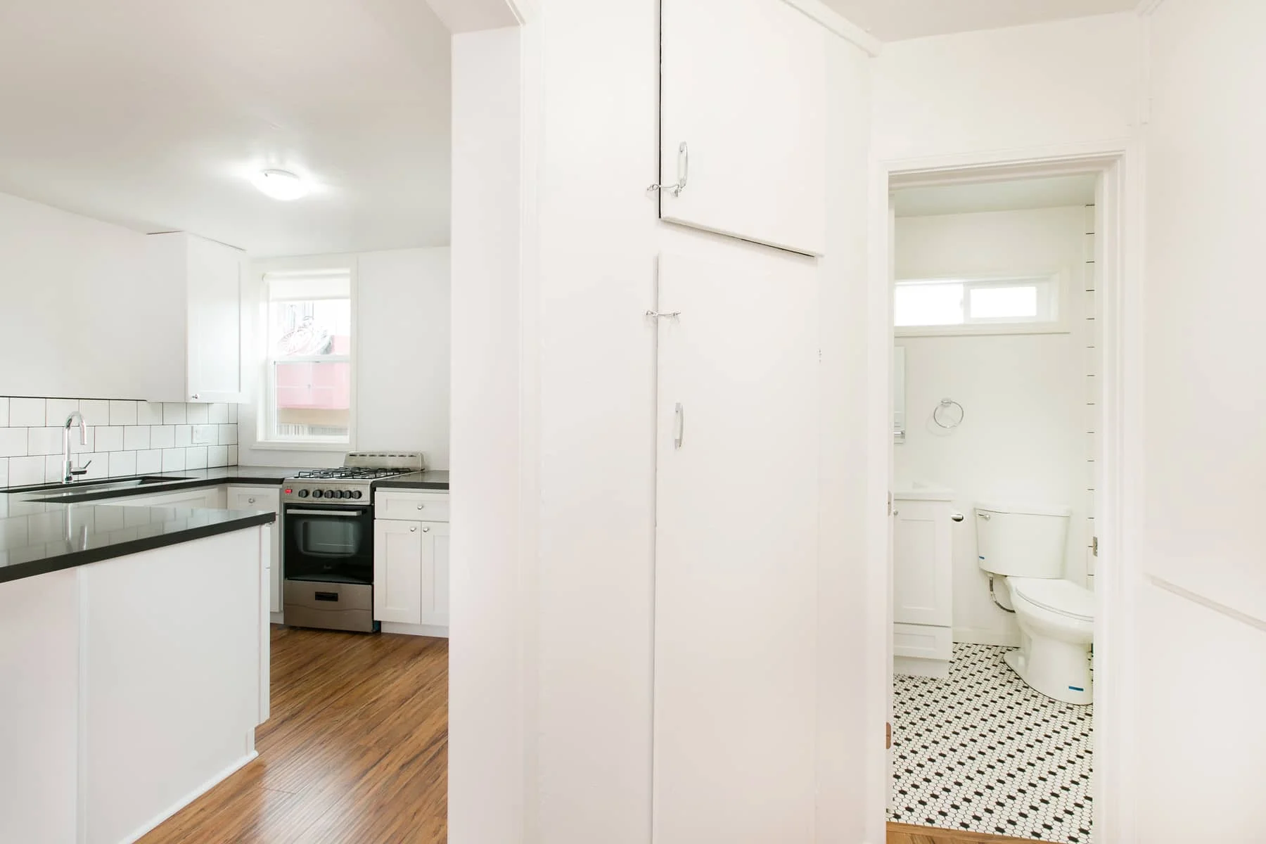1817SHighlandAve6_059.jpg