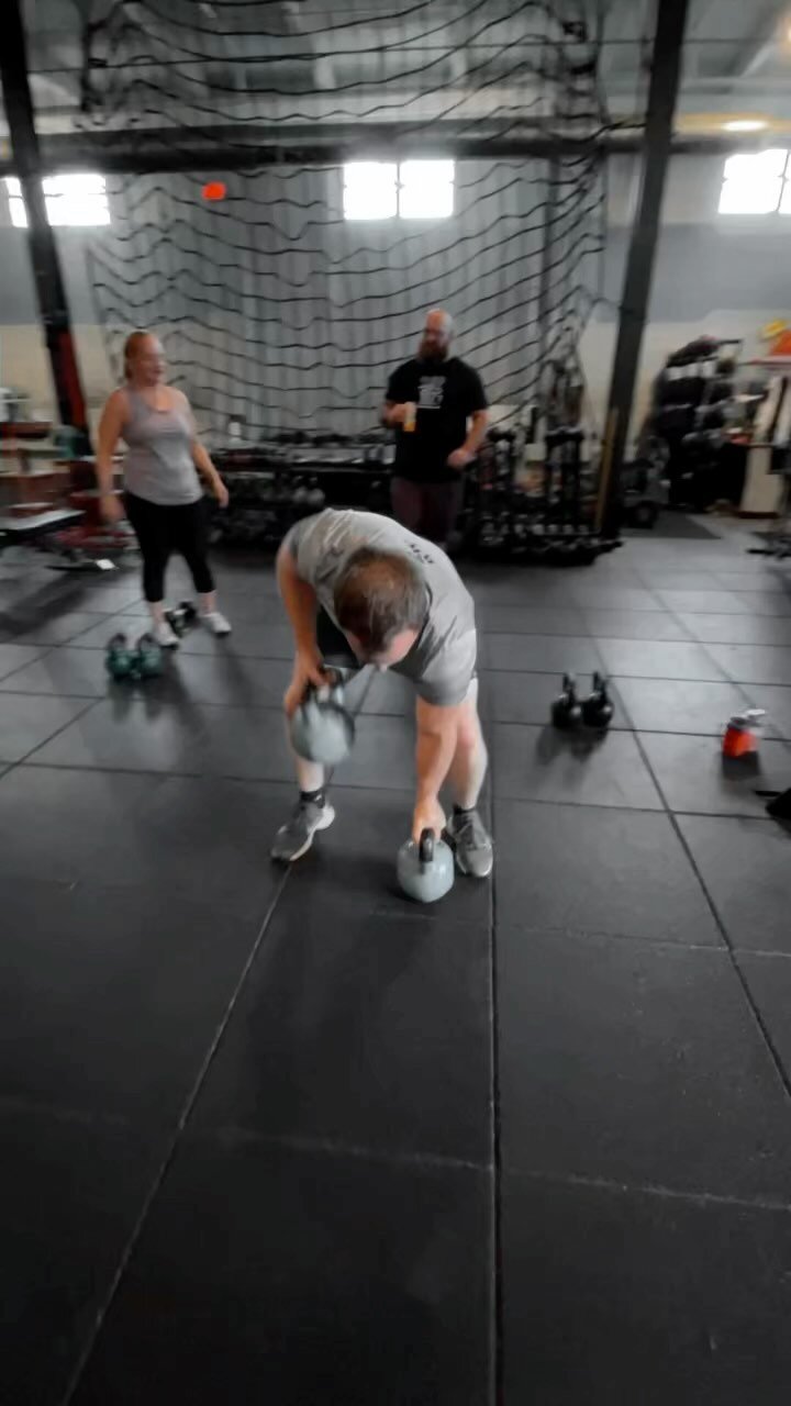 WW 💪🏼
#workoutwednesday #workout #hiit #edgesyracuse #conditioning #fitness #gymreels #gymmotivation #shutupandlift