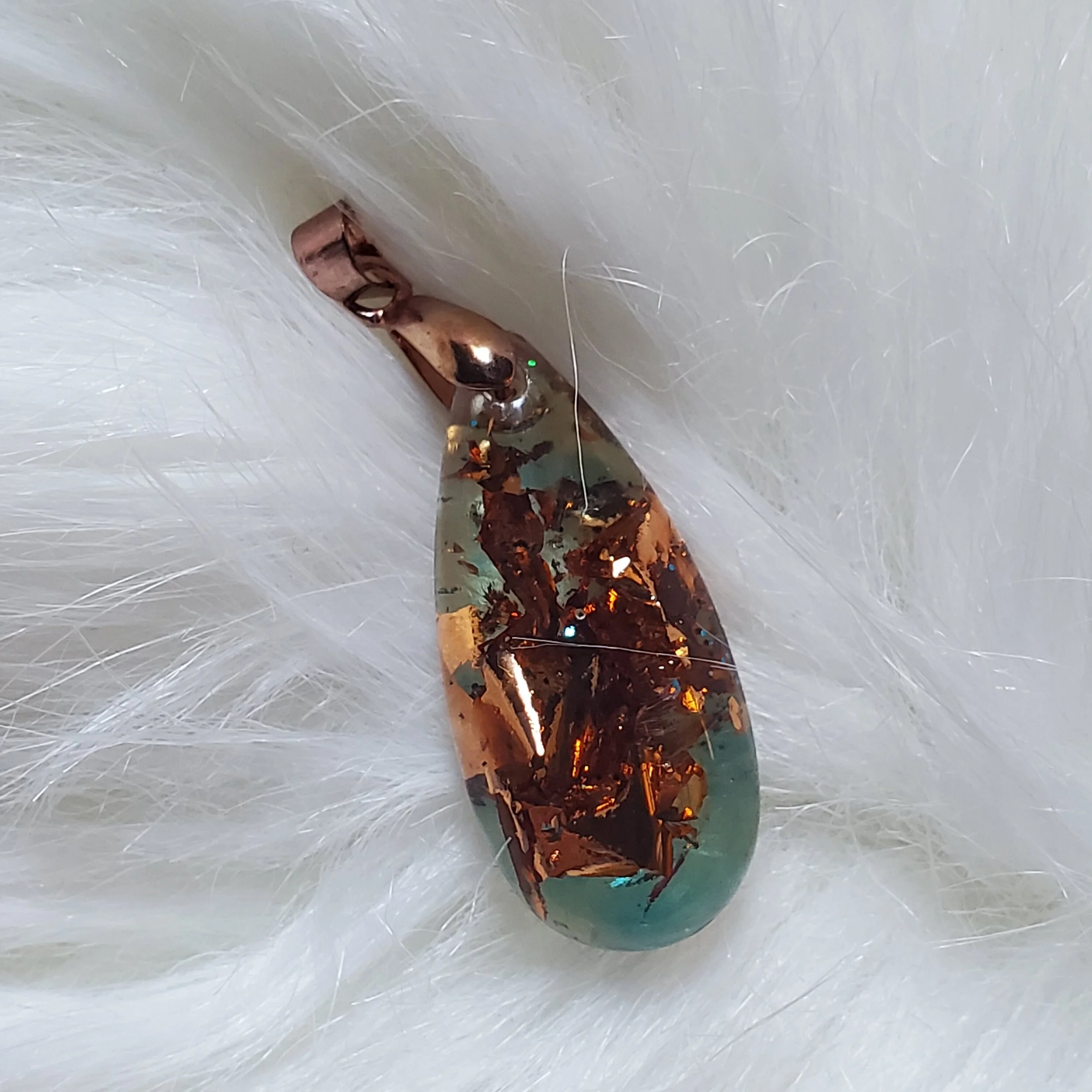 Sally Chan-BC0012- Resin Pendant.jpg