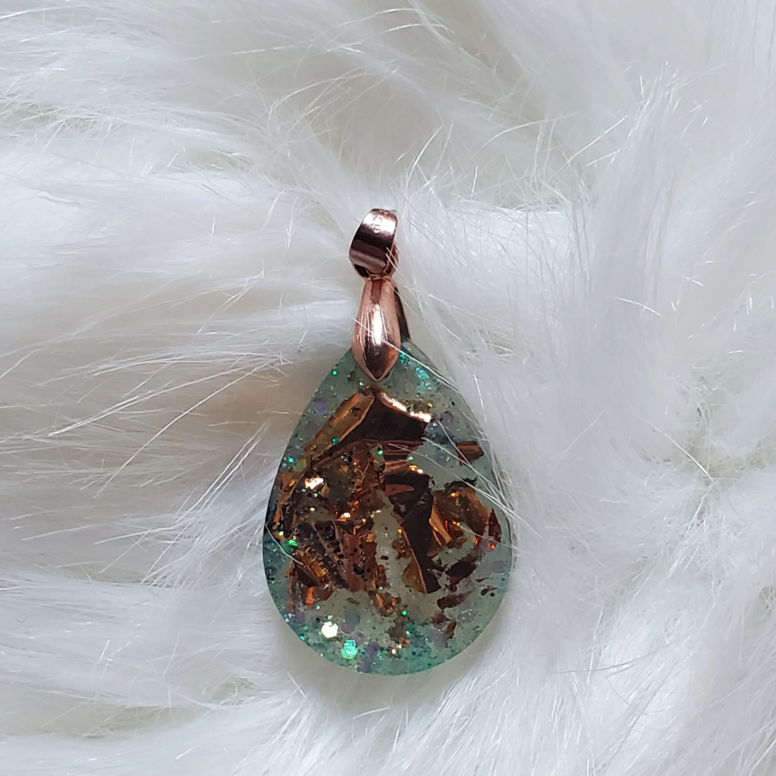 Sally Chan-BC0013- Resin Pendant.jpg