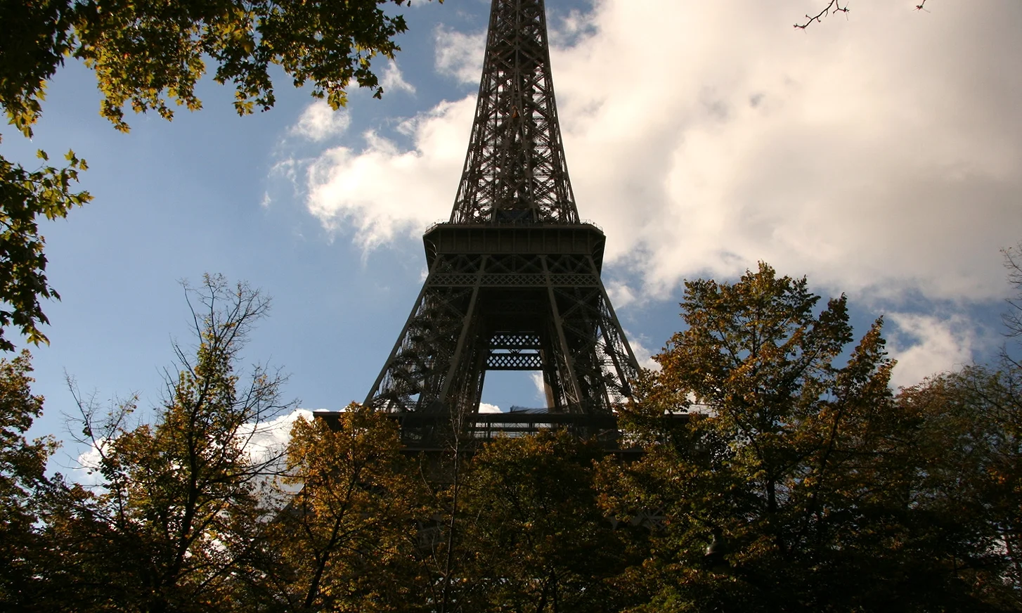 TravelSearch_Paris_1.JPG