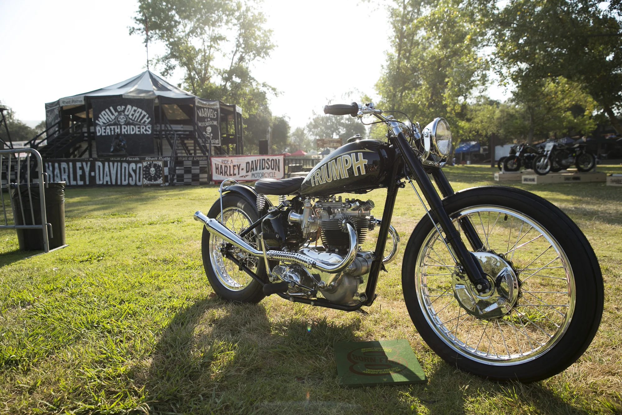 Born Free 8 Motorcycle Show-007.jpg