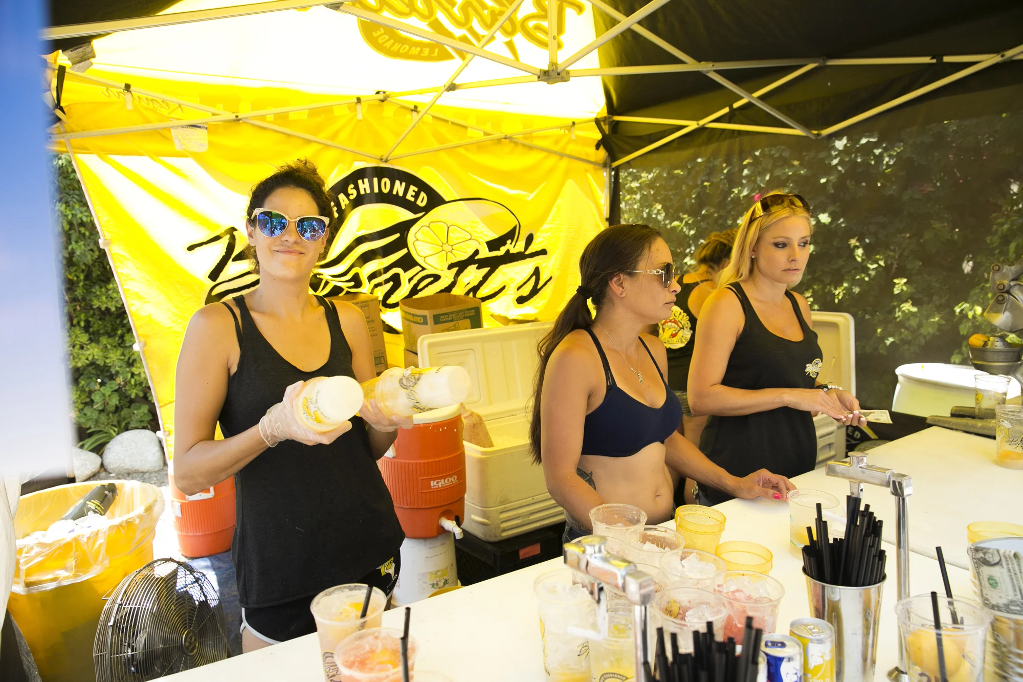 Born Free 8 Motorcycle Show-056.jpg