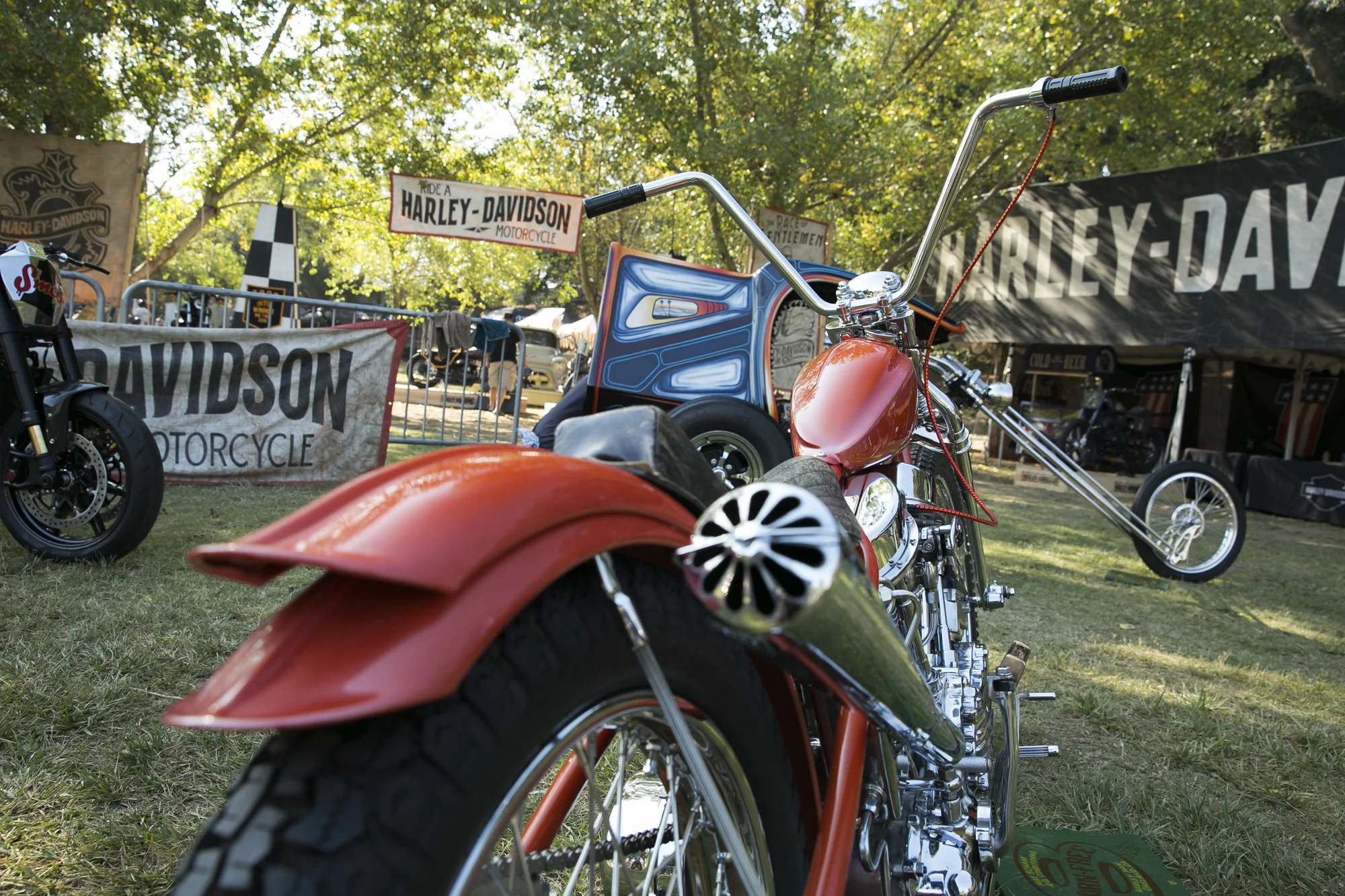 Born Free 8 Motorcycle Show-086.jpg