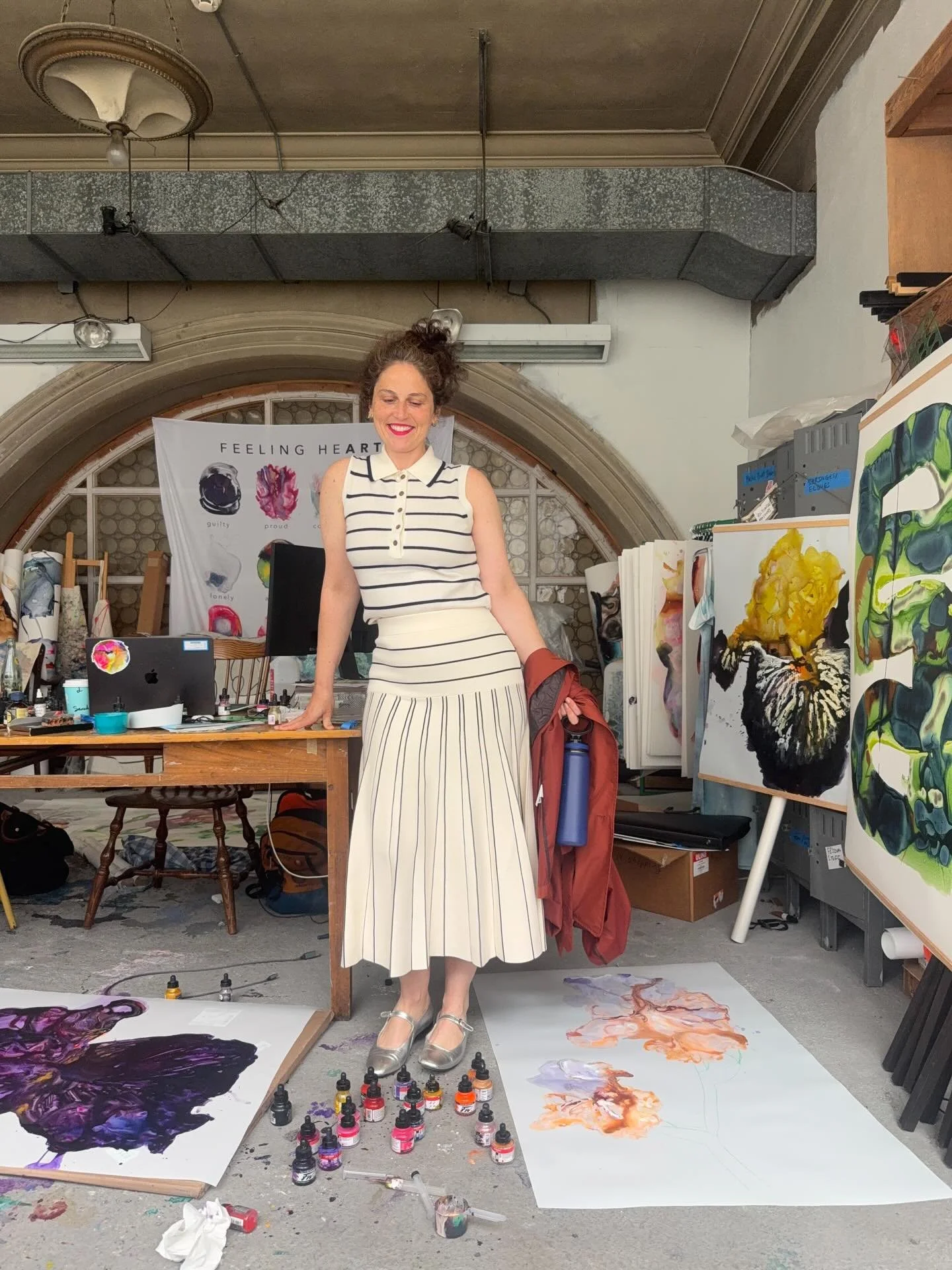 What I wore while painting Bearded Irises &amp; working in software remotely from my studio. 

Come see me and the irises this weekend @browsingroomgallery. 6-9pm may 9 for @dadanashville. Live music played during reception vibes by @jordanhampton1