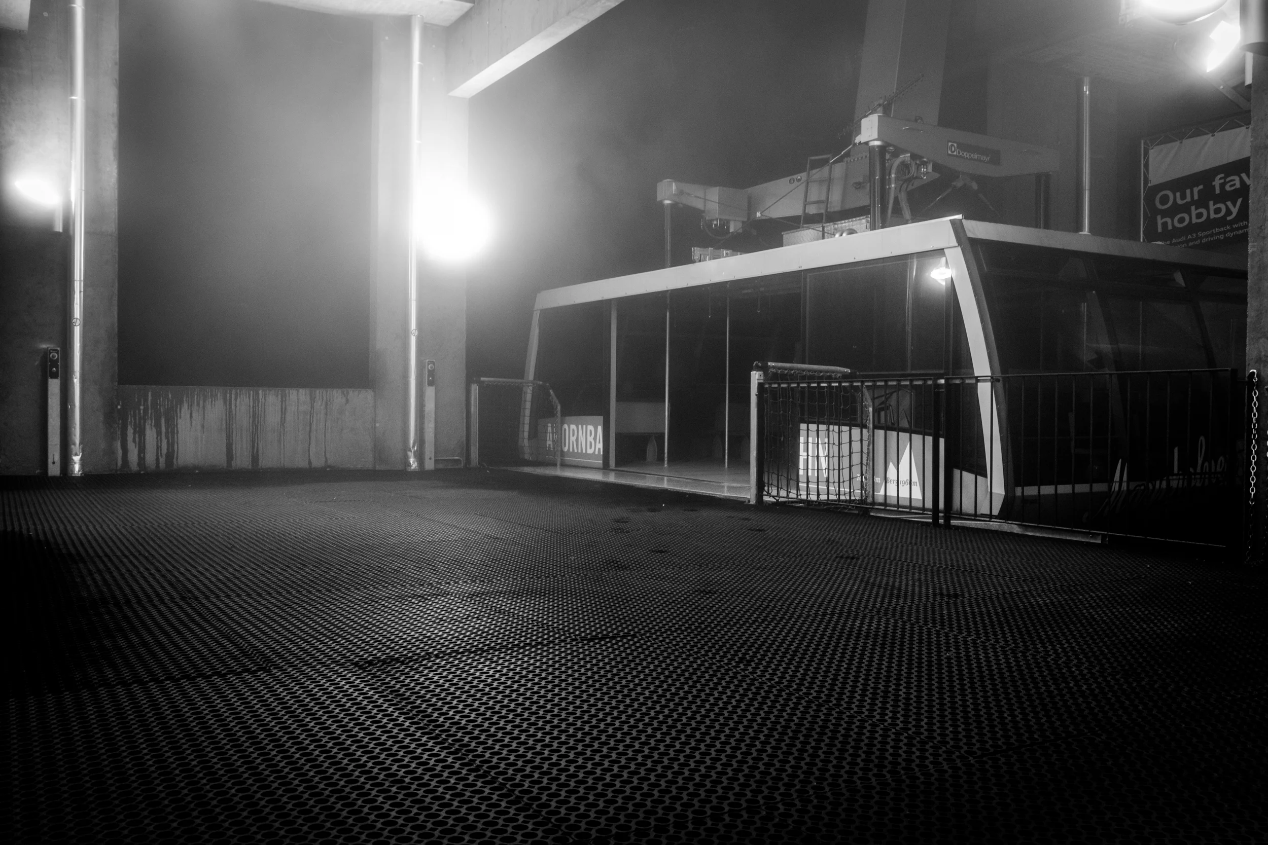 The ahornbahn just before the last descent at night.