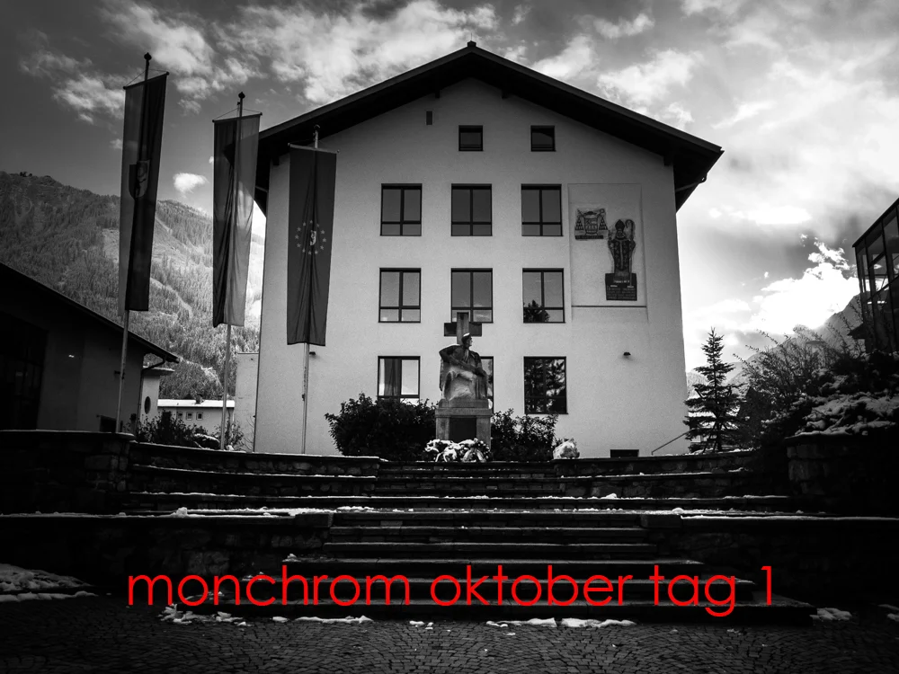 Monochrom Oktober Day 1