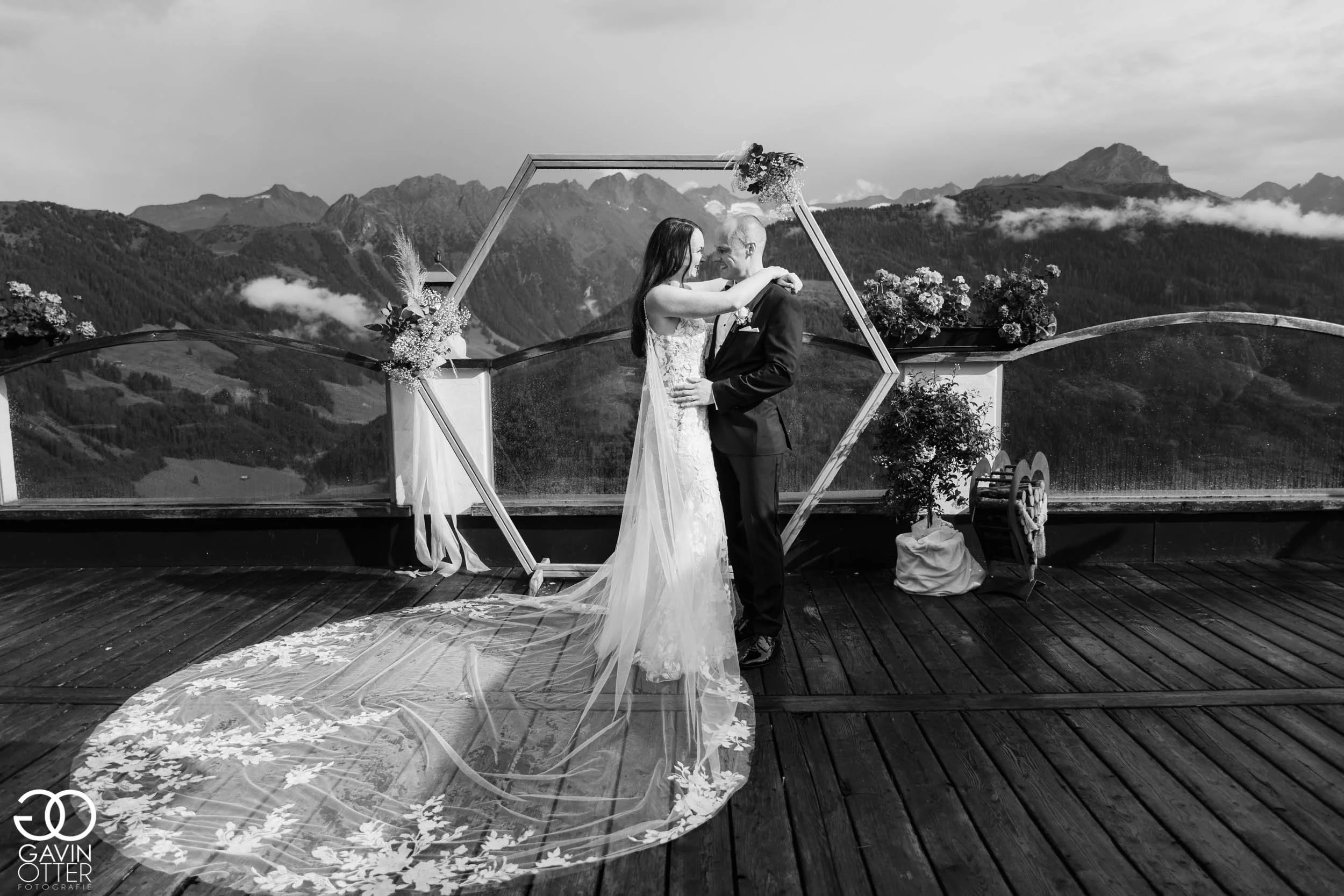 hochzeit_kuhl_220723_2833-Edit.jpg