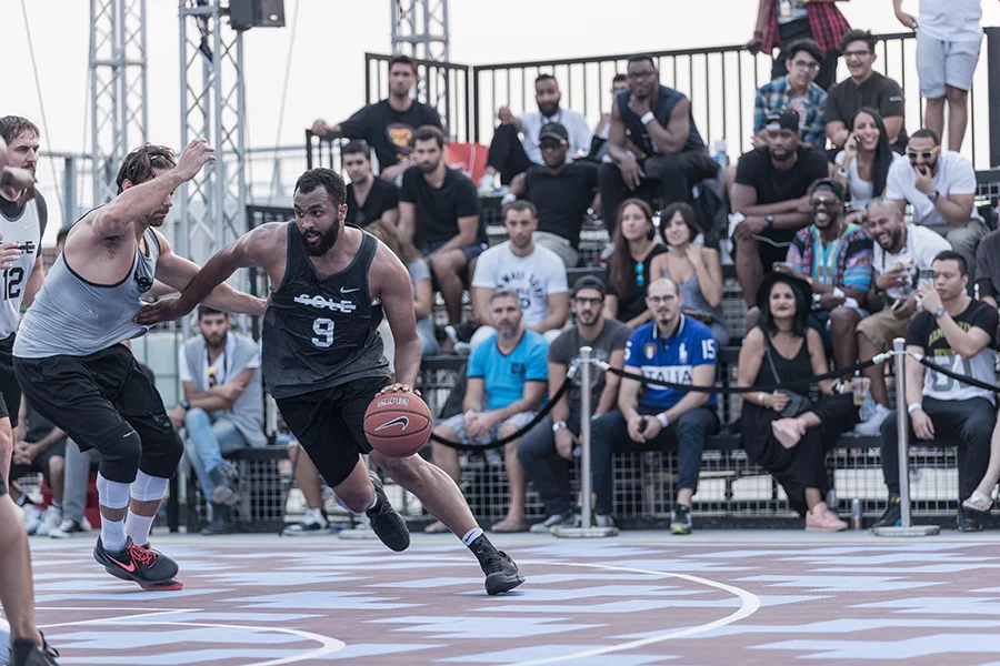 Sole-DXB-Ball-Above-All-©KevinCouliau-7.jpg