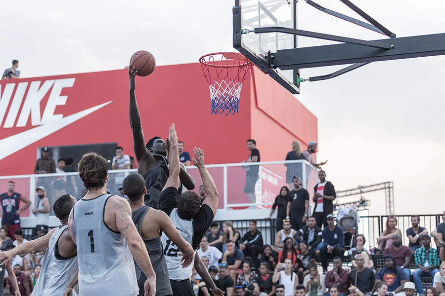 Sole-DXB-Ball-Above-All-©KevinCouliau-8-Articles-Cover.jpg