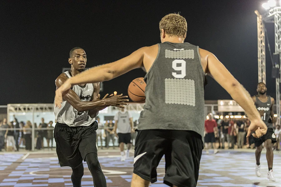 Sole-DXB-Ball-Above-All-©KevinCouliau-27.jpg