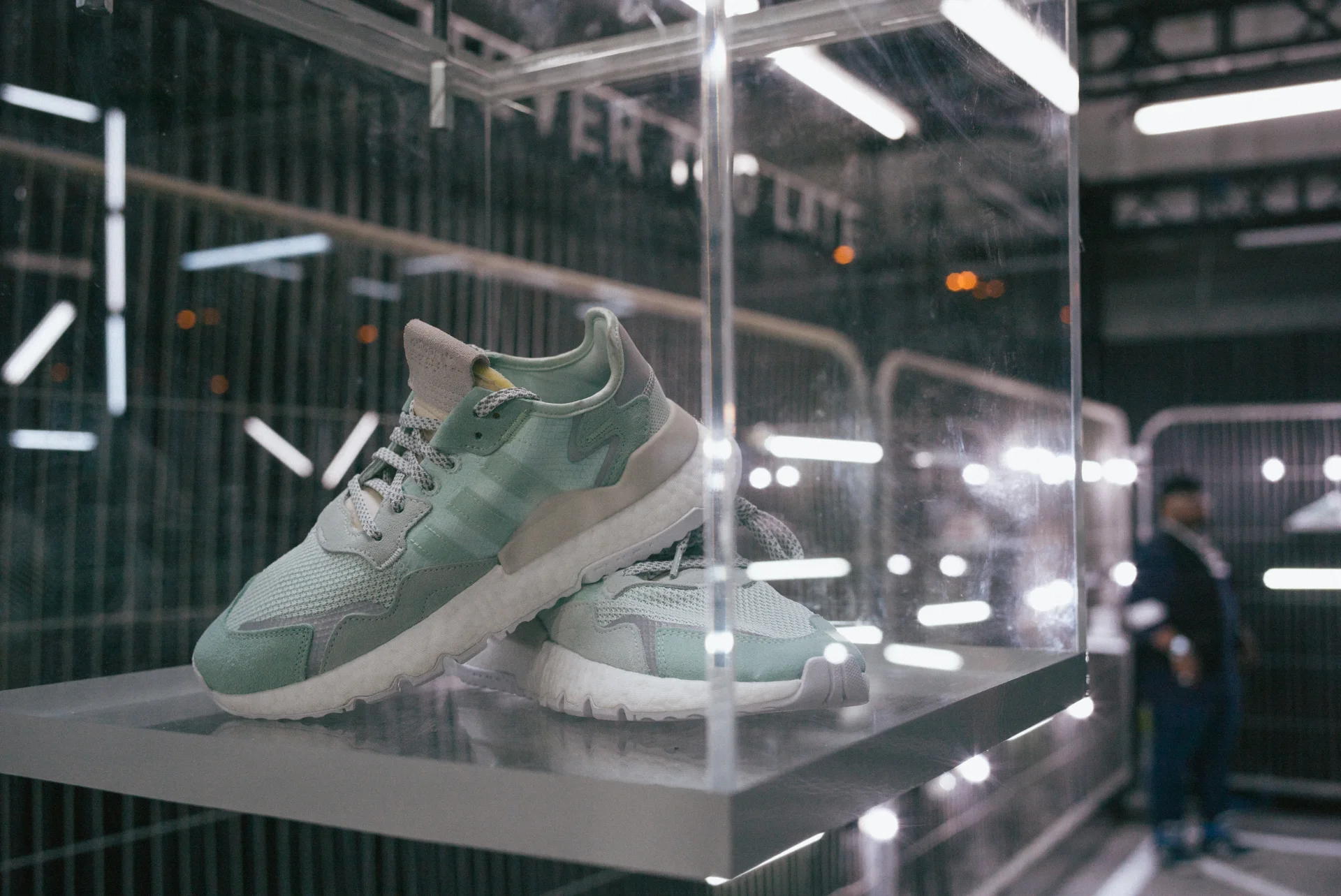 SOLE_Adidas_NiteJogger-2405003.jpg