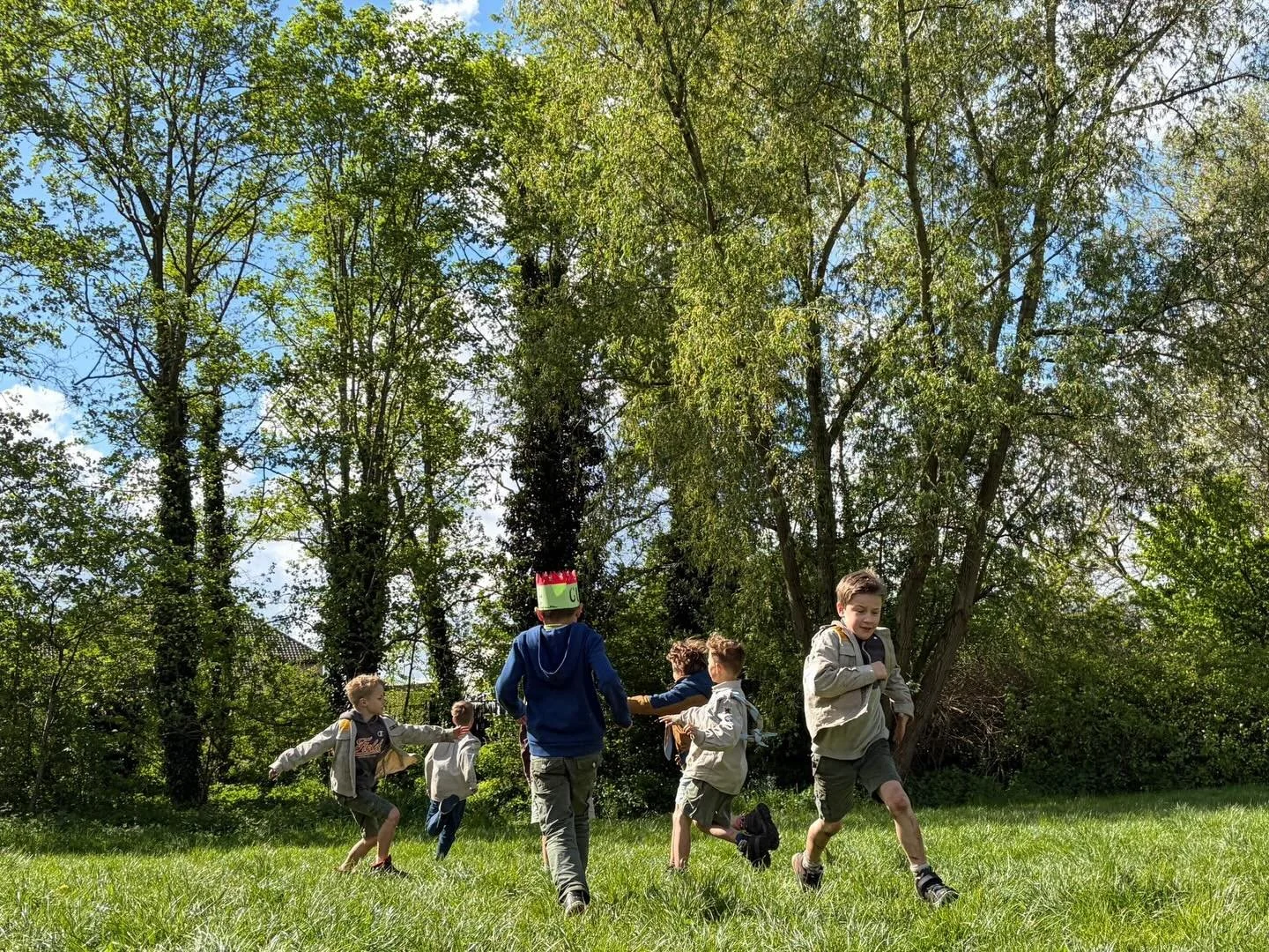 Wat heeft iedereen zich geamuseerd deze maand! 🐰💖⚜️
Laat mei maar komen 🌞

We trappen af met de vlottentochten op 1 mei, en kijken al uit naar onze groepuitstap op 16 mei! 💦🎢🤎