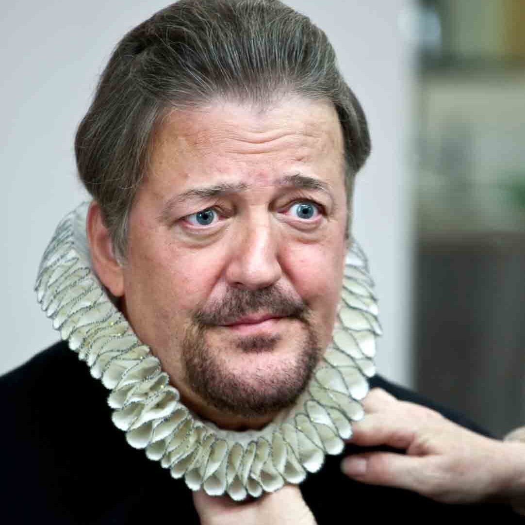 STEPHEN-fry-simon-annand-photography.jpg