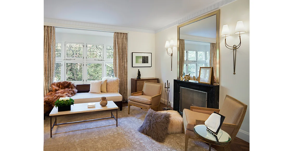 Page_002_612-Livingroom.jpg