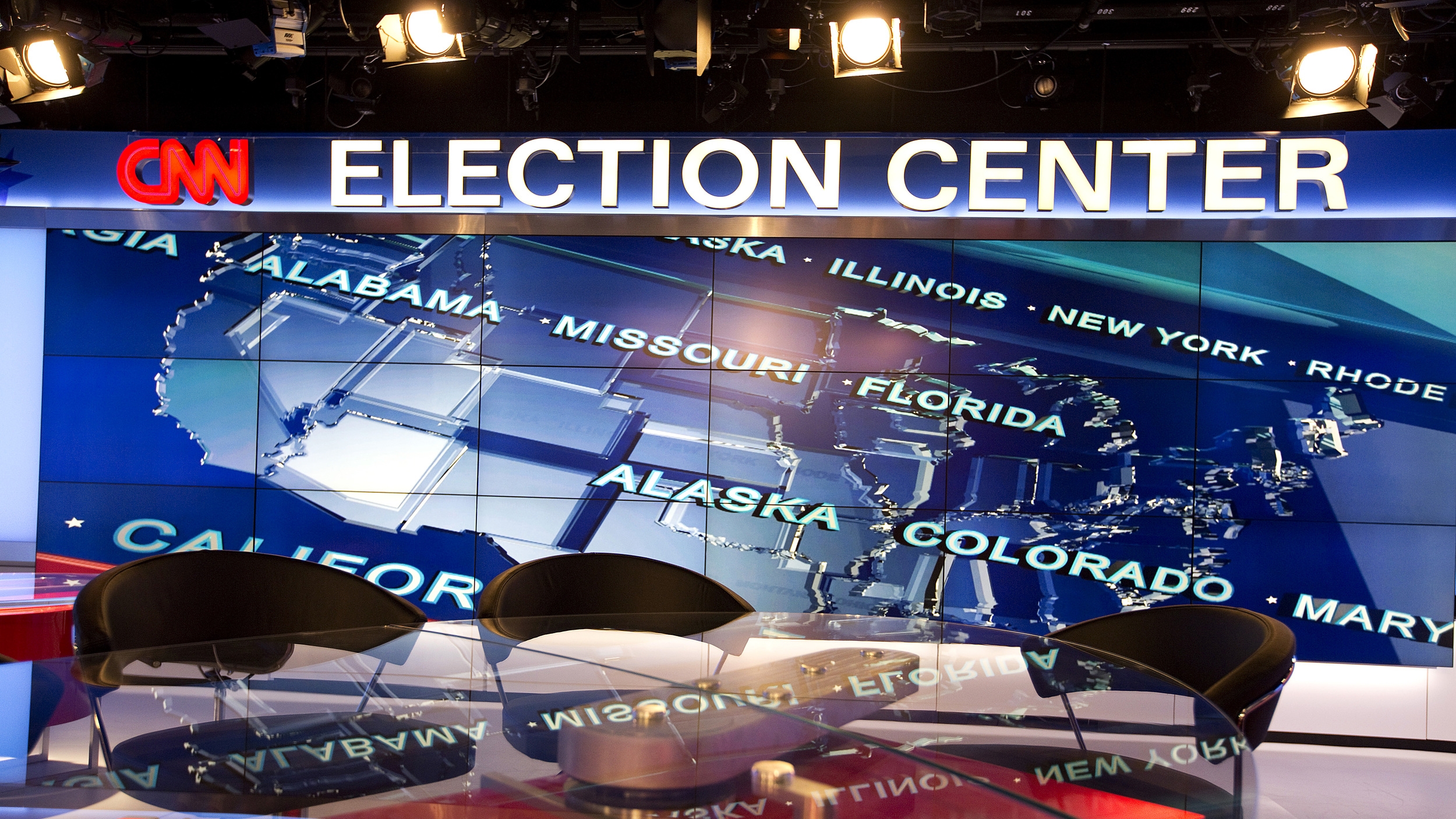 cnn_wdc_election_center17.JPG