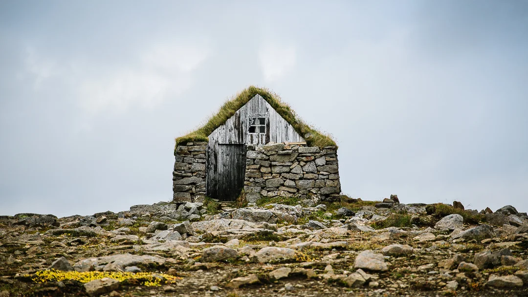 These stone houses often housed not only the people, but the animals as well. The animals create a natural heating source for the building, while the ever growing turf roofs act as insulation and waterproofing. 