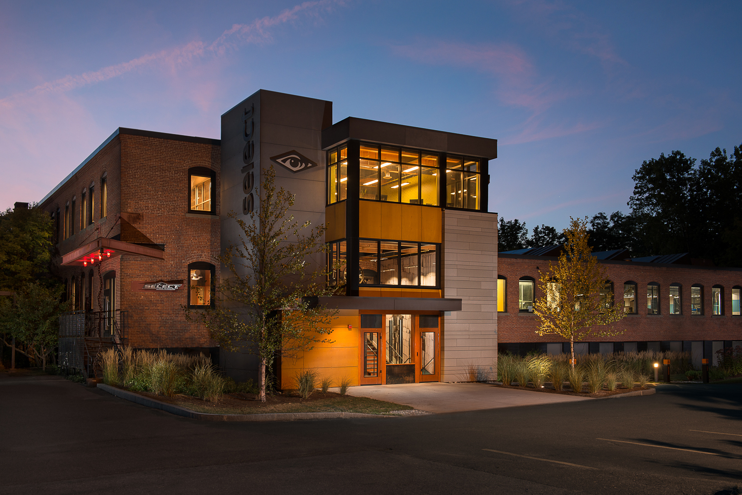 Burlington, VT. Select Design Office Exterior