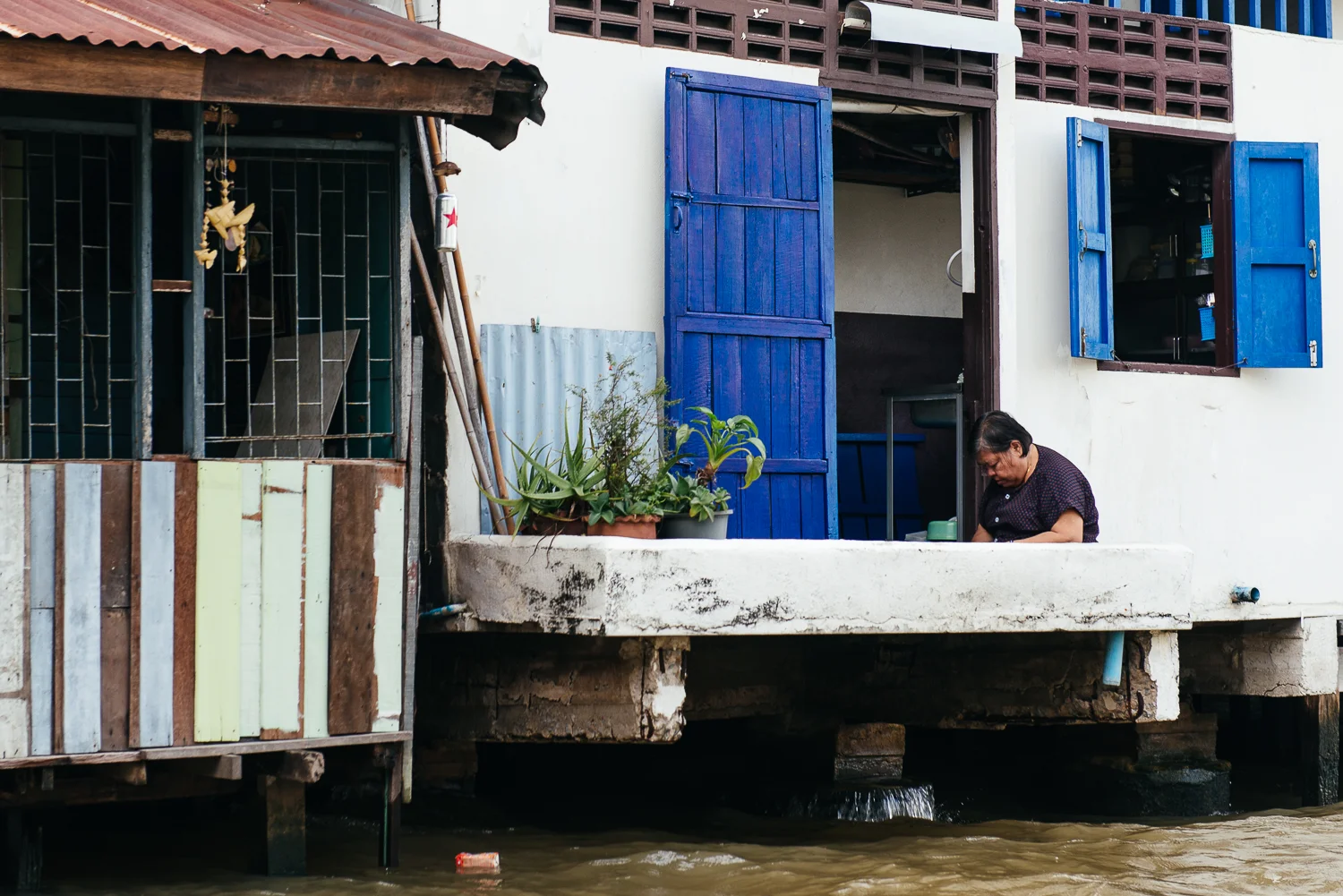 Porch overhanging the rivers edge.