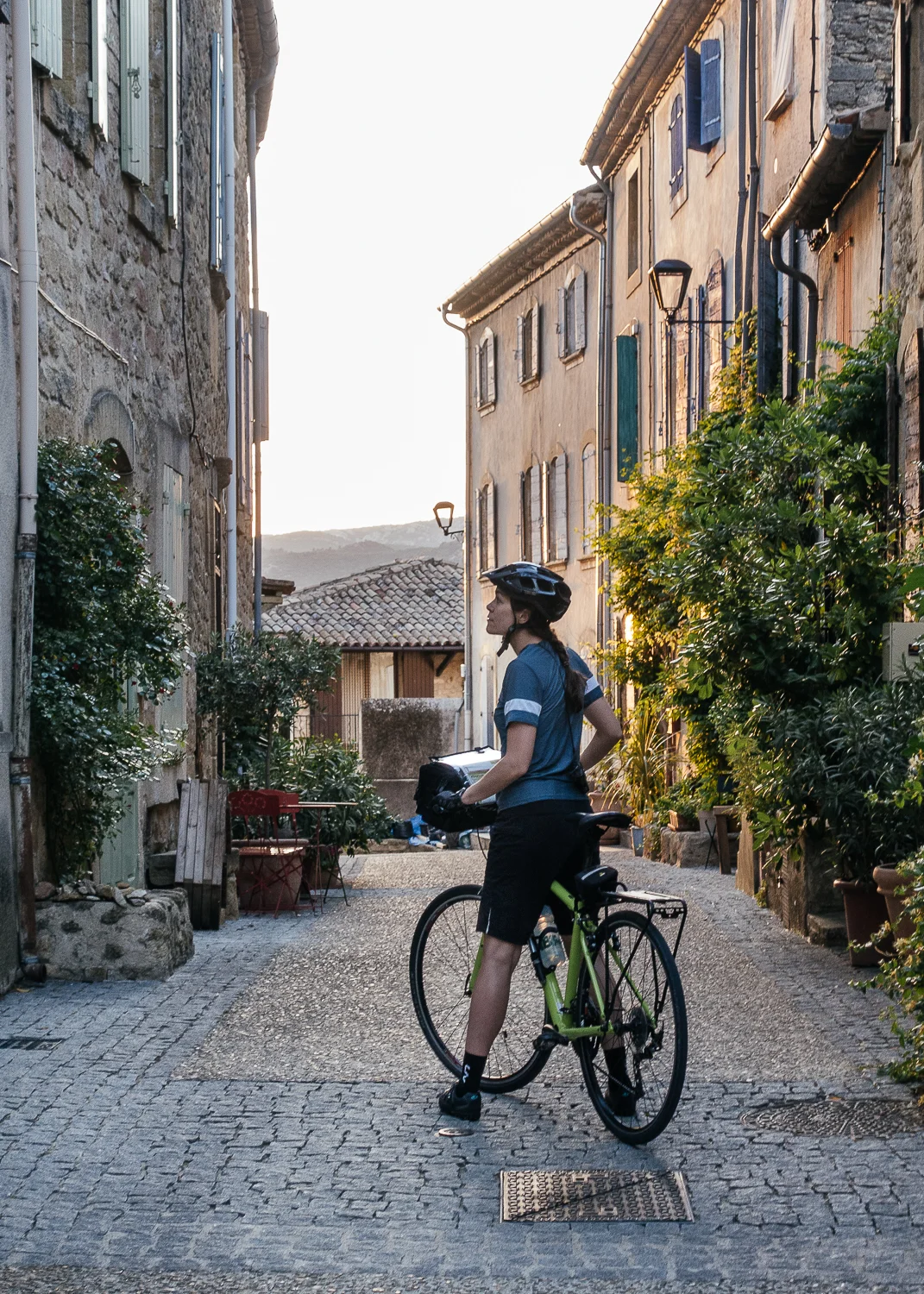 Biking through Louris.