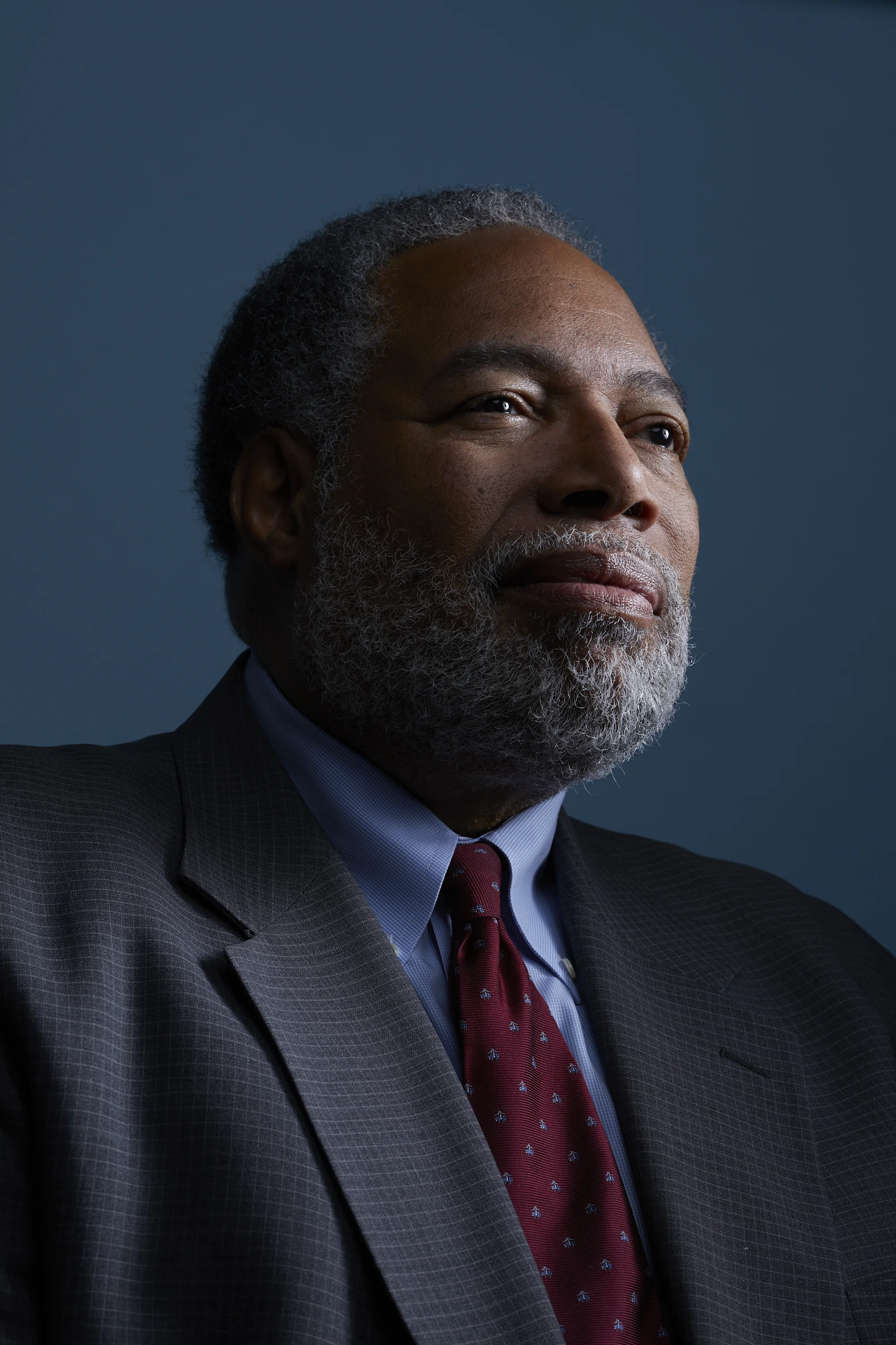 Dr. Lonnie Bunch
