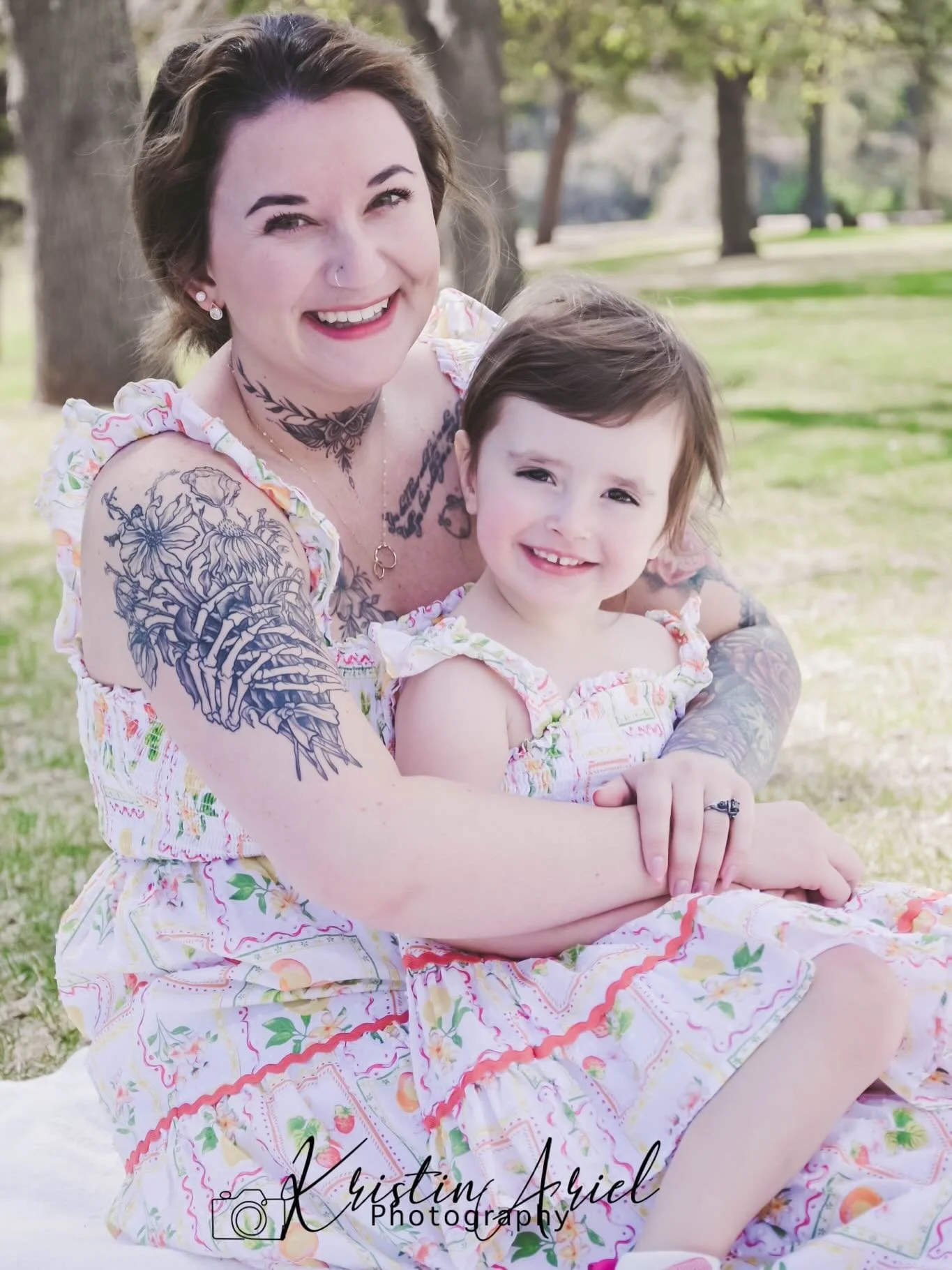 Photographed my bestie and her mini for the cuties matching mommy and me! #love #mommyandme #minime #matching #kristinarielphotography