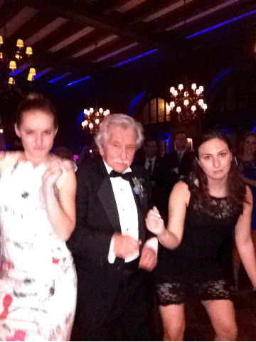 Gifyyy-old-man.gif