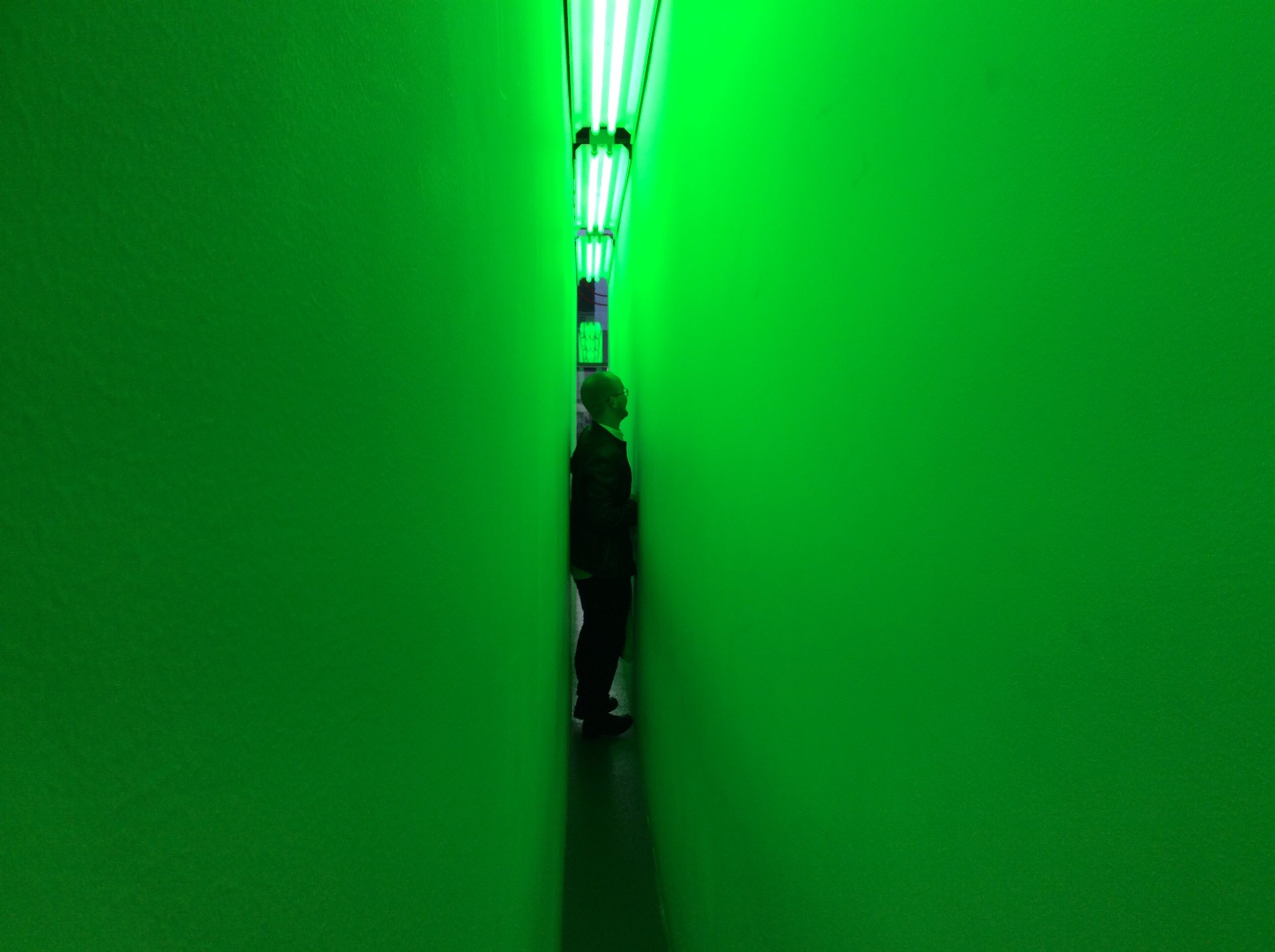 Í grønu gongdini hjá Bruce Nauman