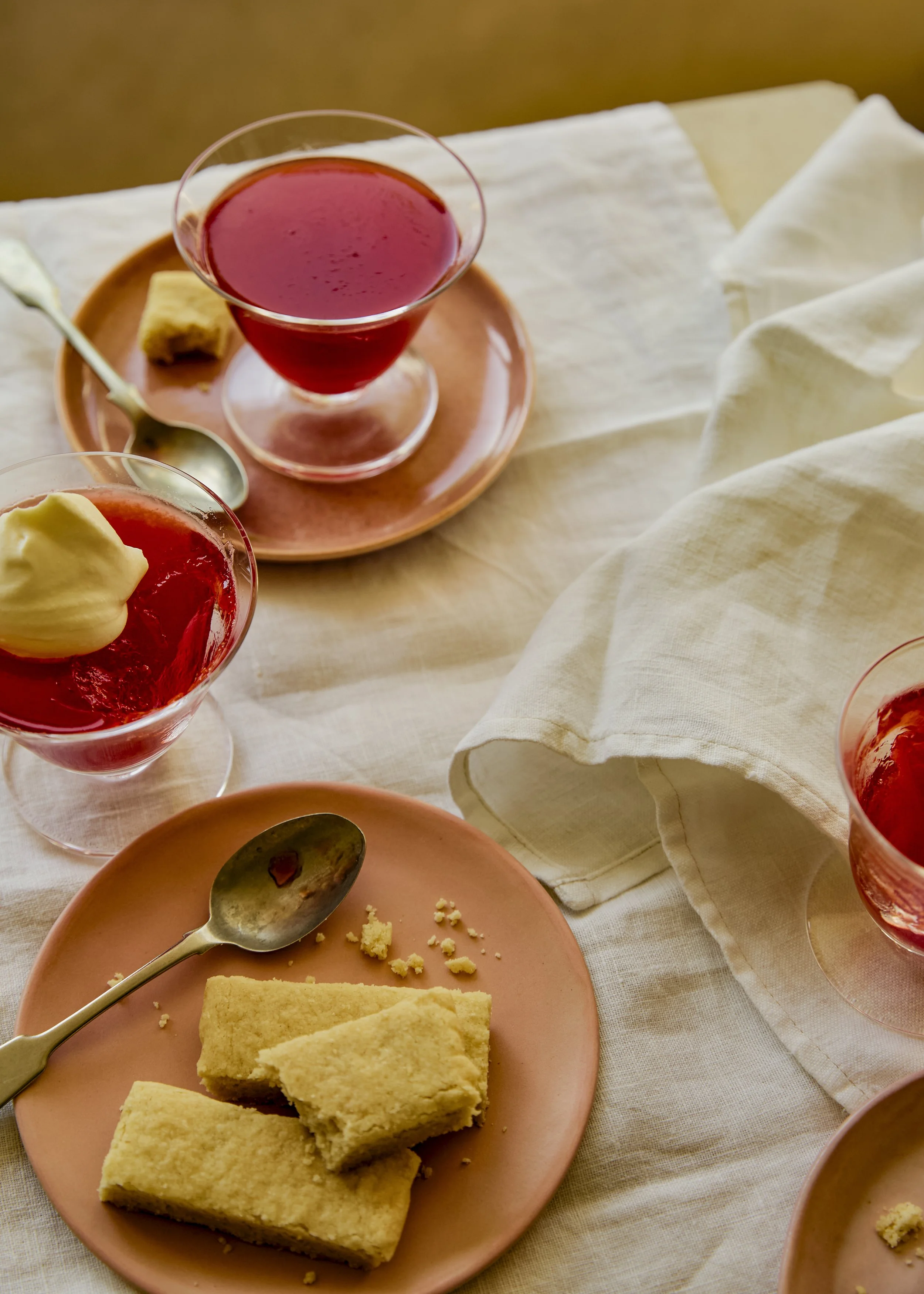 RavGill_StrawberryJelly_226.jpg
