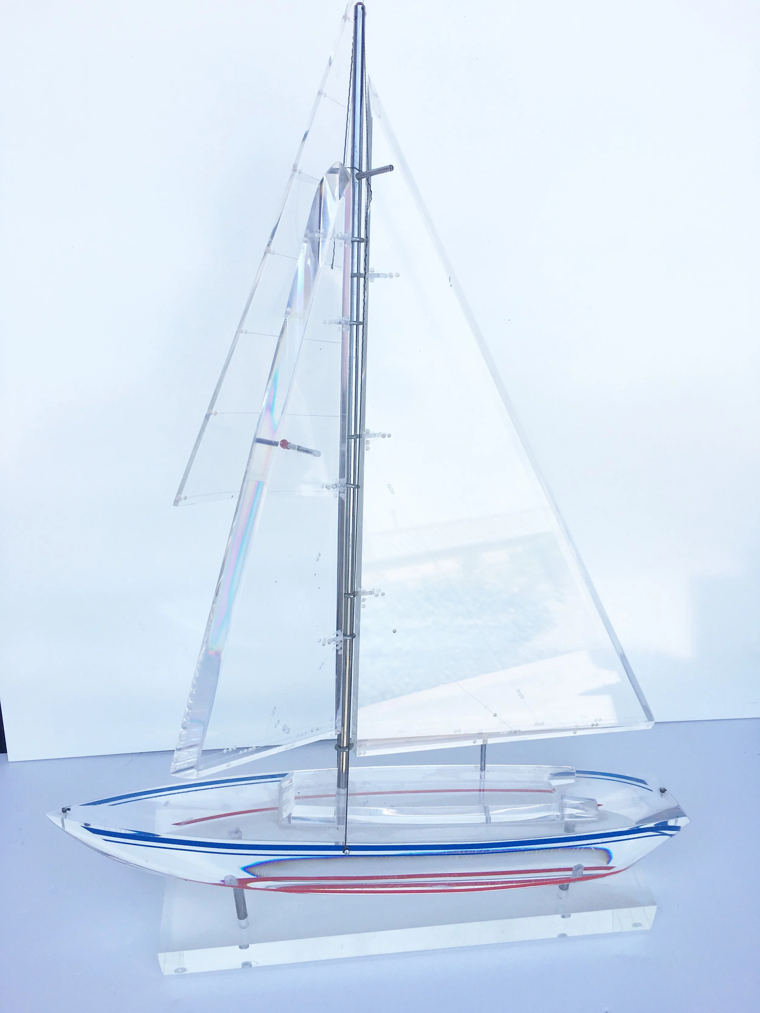 Acrylic sail boat with stand