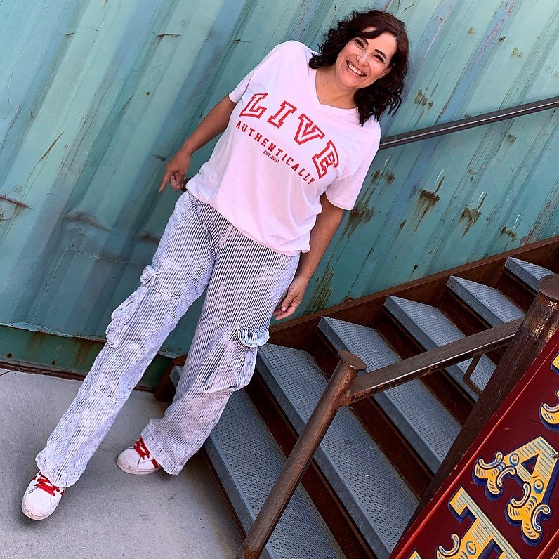 Authentic:  not false or copied; genuine; real: 
.
.
As @centsofstyle launched the &lsquo;Lessons  Learned&rsquo; campaign with the amazing new line of shirts I wanted to share with you my thoughts.  I met @courtney.ellen.brown online and have attend