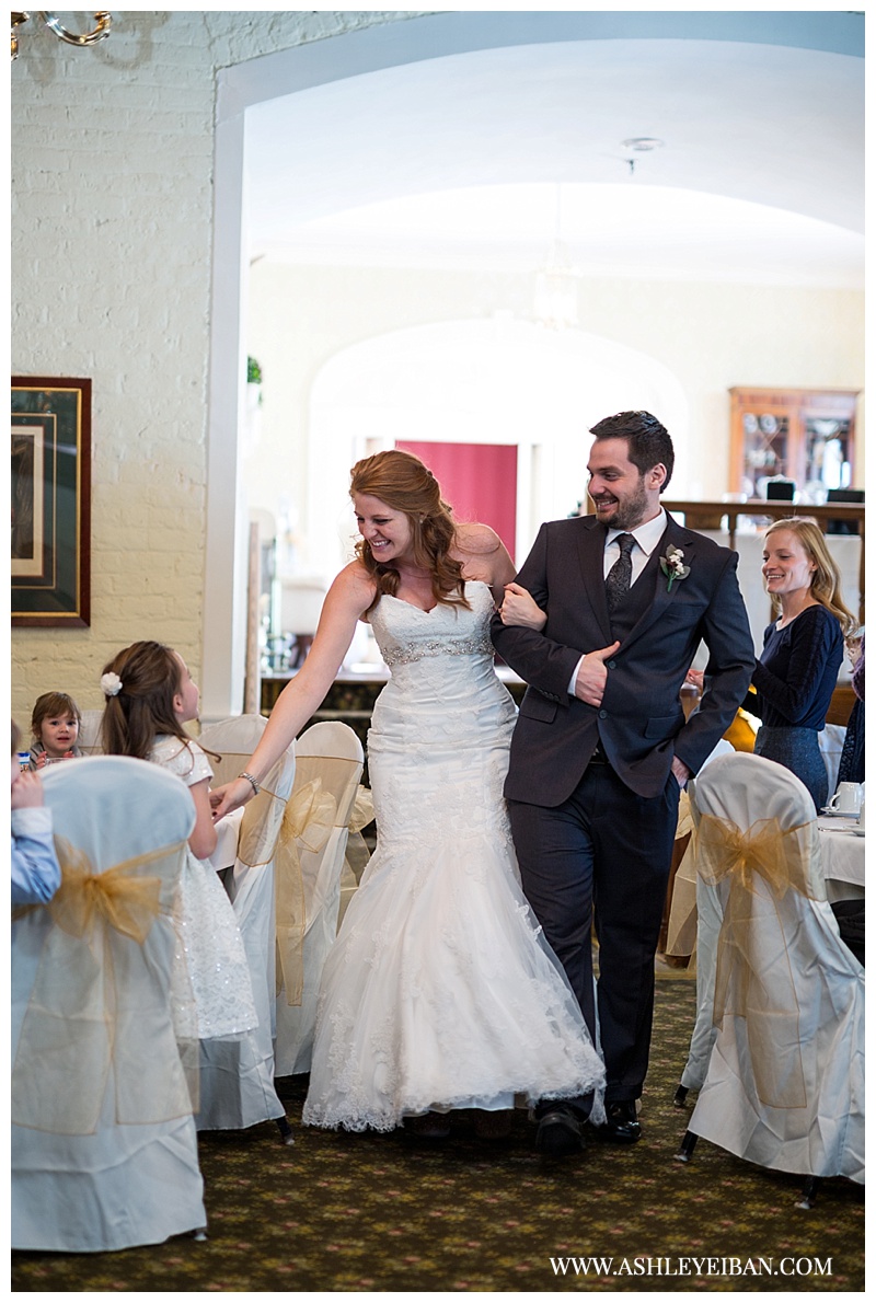 Snowy Winter Wedding ||  Boonsboro Country Club Wedding || Lynchburg, VA Wedding Photographer || Ashley Eiban Photography || www.ashleyeiban.com