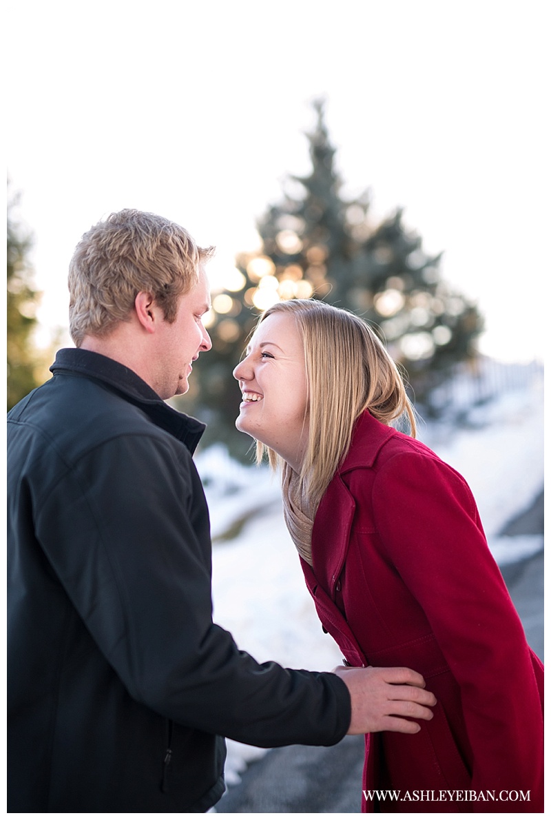 Lynchburg Virginia Engagement Session || Snow Engagement Session || Boonsboro Country Club || Lynchburg Wedding Photographer || Ashley Eiban Photography || www.ashleyeiban.com