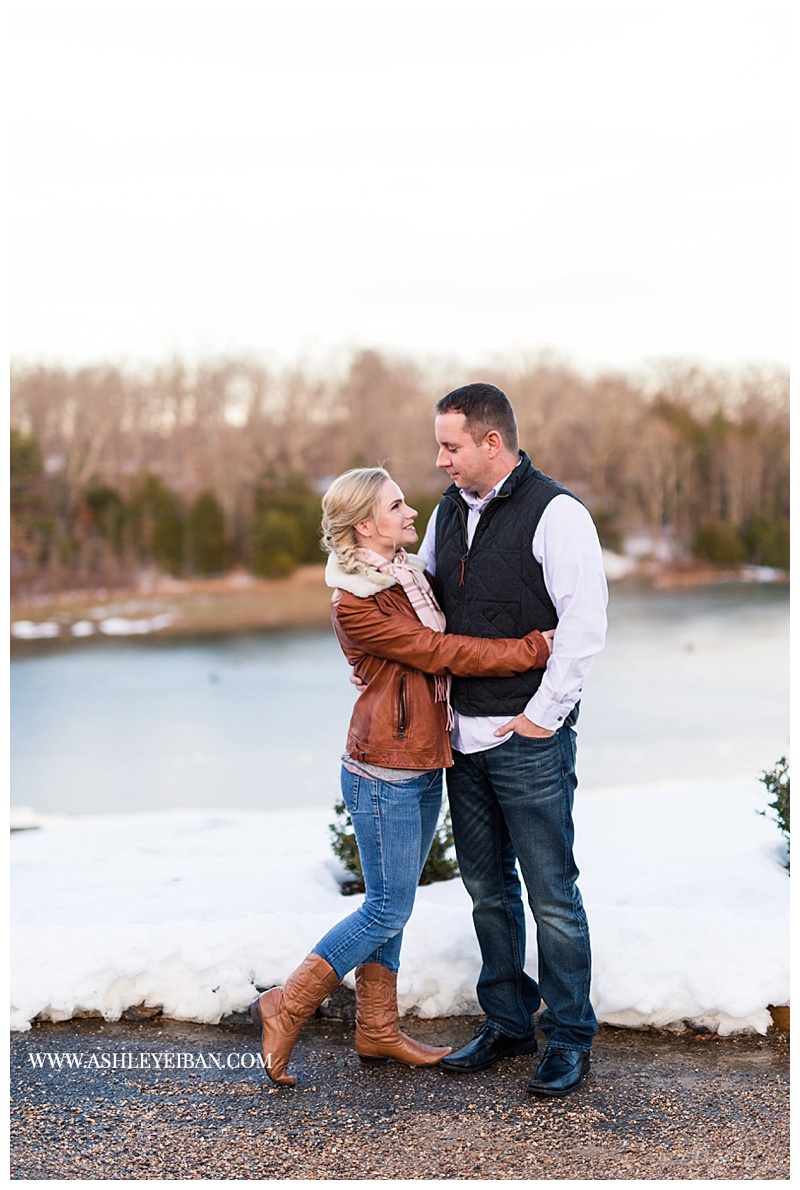 Winter Engagement Session || The Trivium Estates in Forest, Virginia || Lynchburg, VA Wedding Photographer || Ashley Eiban Photography || www.ashleyeiban.com