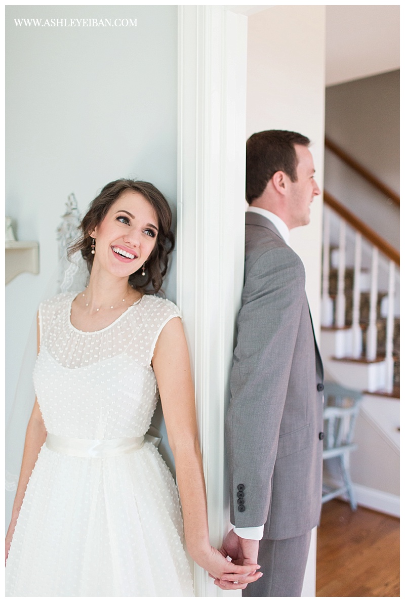 Lynchburg Wedding Photographer || Central VA Photographer || Ashley Eiban Photography || www.ashleyeiban.com