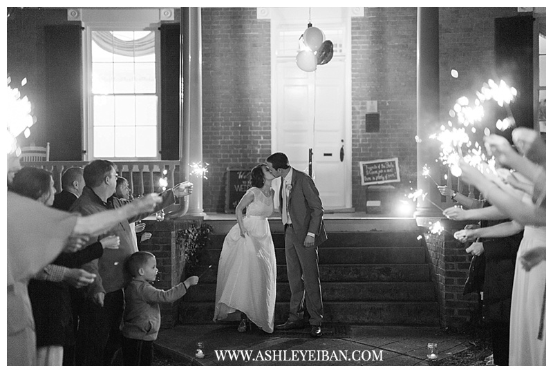 Historic Avenel Wedding || Lynchburg Wedding Photographer || Bedford Wedding Photographer || Central VA Photographer || Ashley Eiban Photography || www.ashleyeiban.com