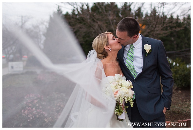 Boonsboro Country Club Wedding || Lynchburg, Virginia Wedding Photographer || Central VA Wedding Photographer || Ashley Eiban Photography || www.ashleyeiban.com
