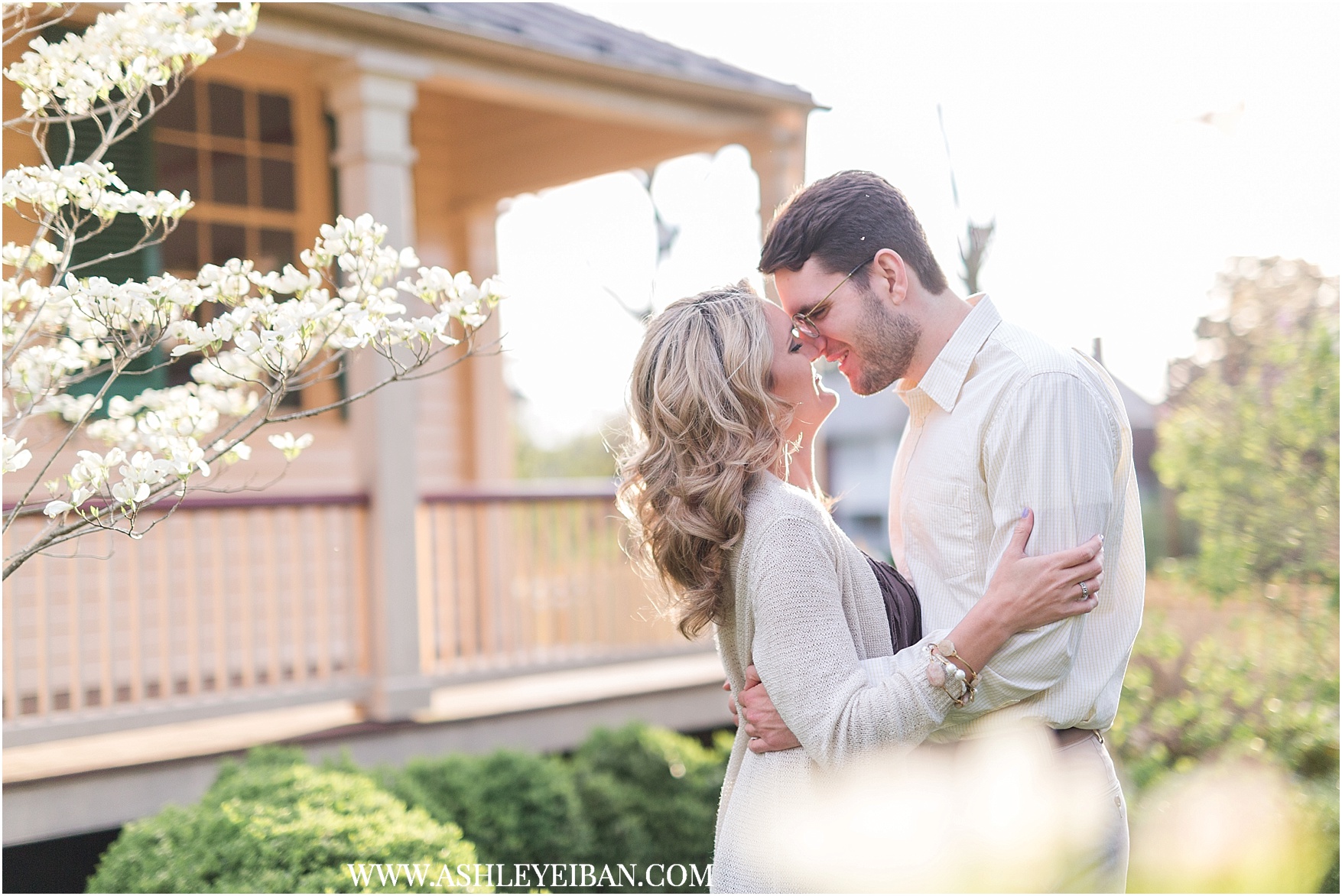 Lynchburg Proposal Photographer || Lynchburg Wedding Photographer || Central VA Wedding Photographer || Lynchburg Engagement Photos || Ashley Eiban Photography || www.ashleyeiban.com