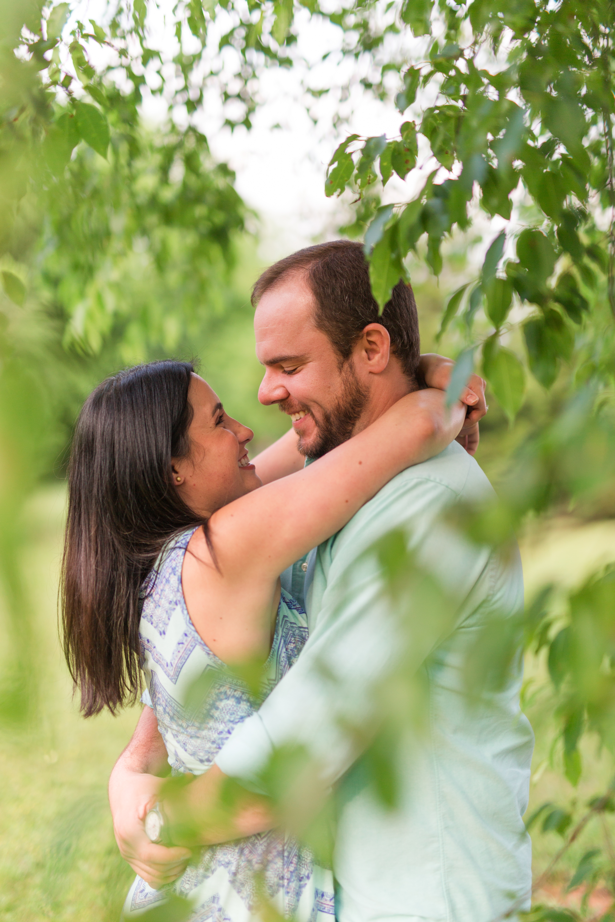 Lynchburg Virginia Wedding and Engagement Photographer || Ashley Eiban Photography || www.ashleyeiban.com