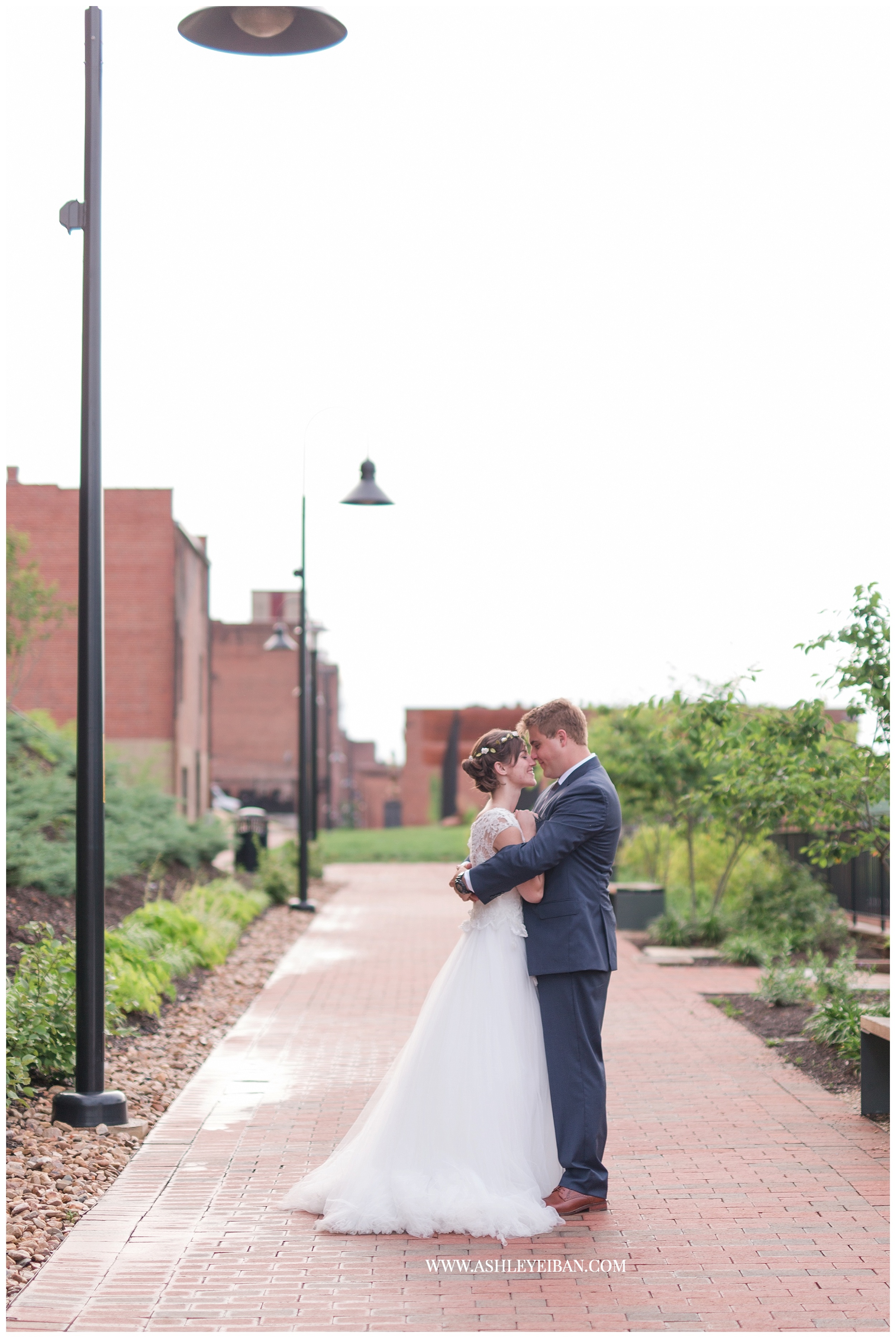 Lynchburg Wedding Photographer || Backyard Virginia Wedding || Craddock Terry Wedding || Ashley Eiban Photography || www.ashleyeiban.com