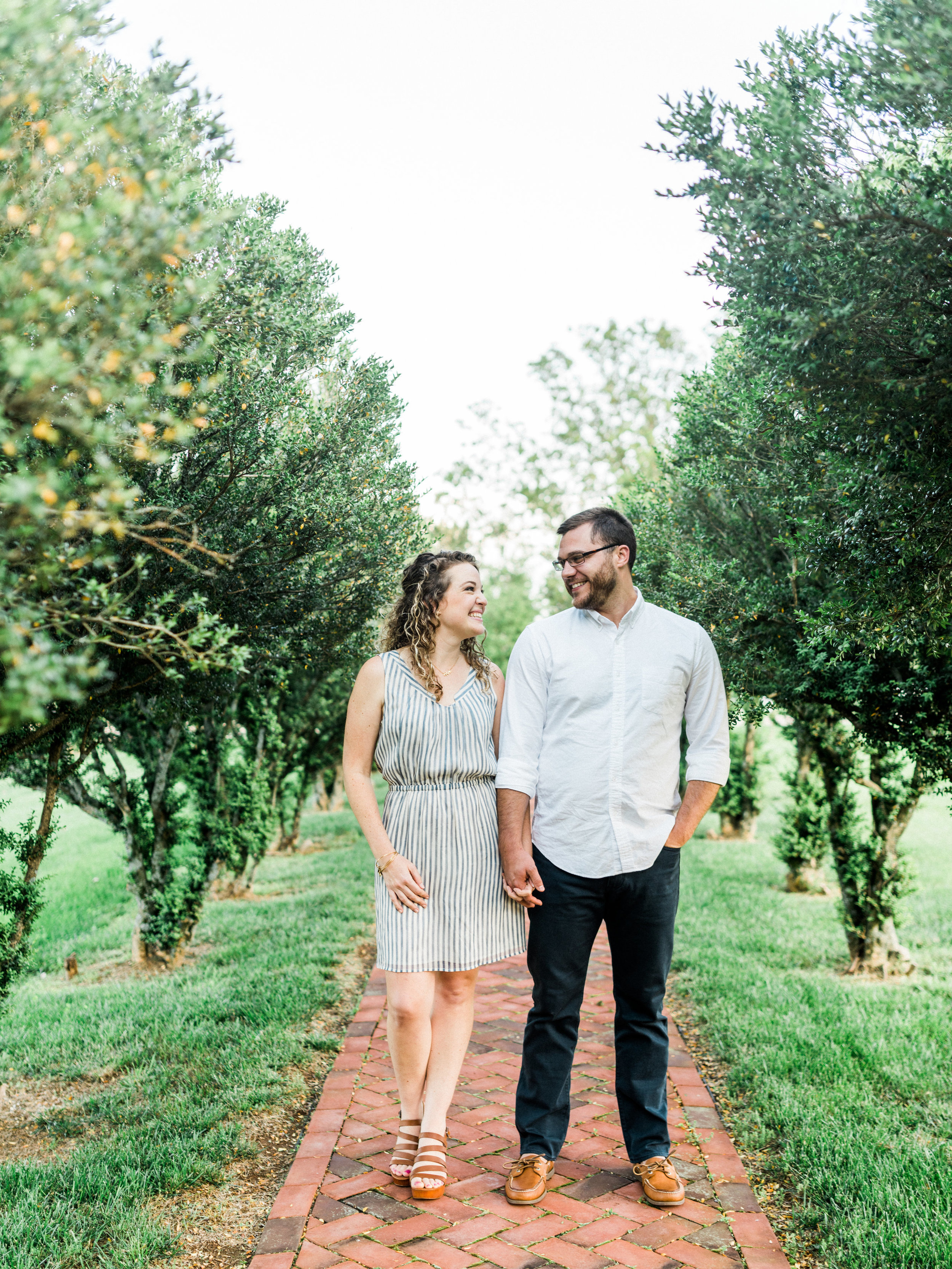 Lynchburg Wedding Photographer || Charlottesville Wedding Photographer || Ashley Eiban Photography || www.ashleyeiban.com