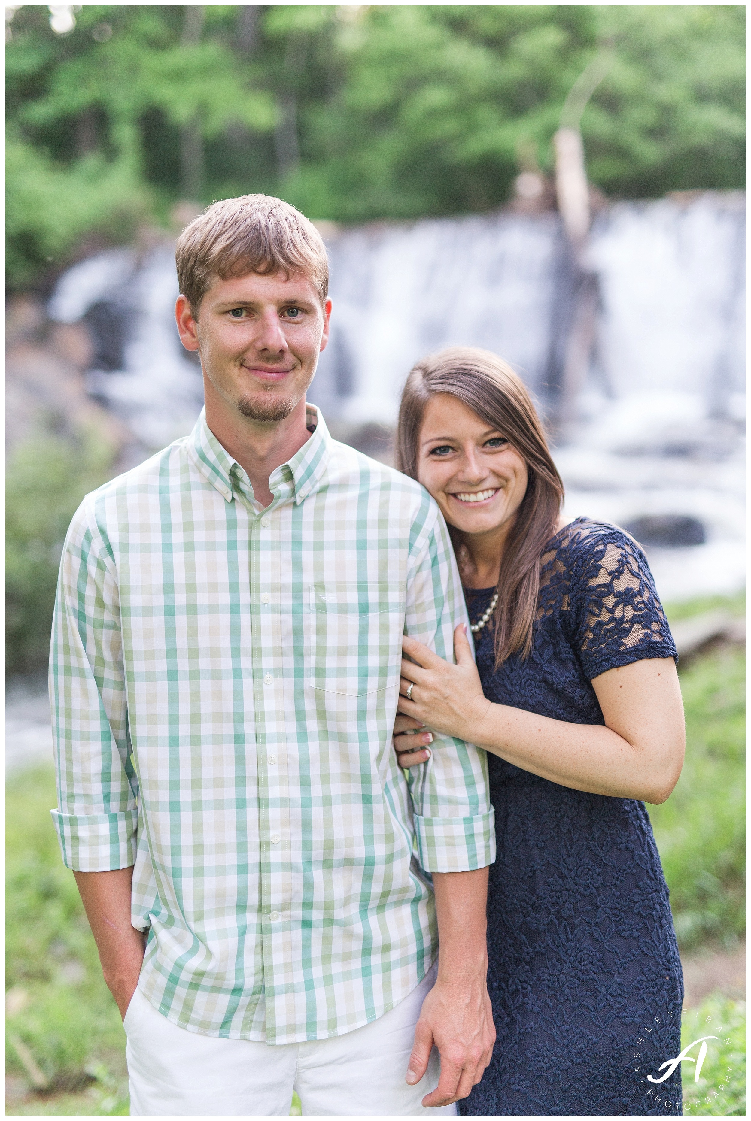 Lynchburg Virginia Wedding Photographer || Charlottesville Wedding Photographer || Ashley Eiban Photography || www.ashleyeiban.com