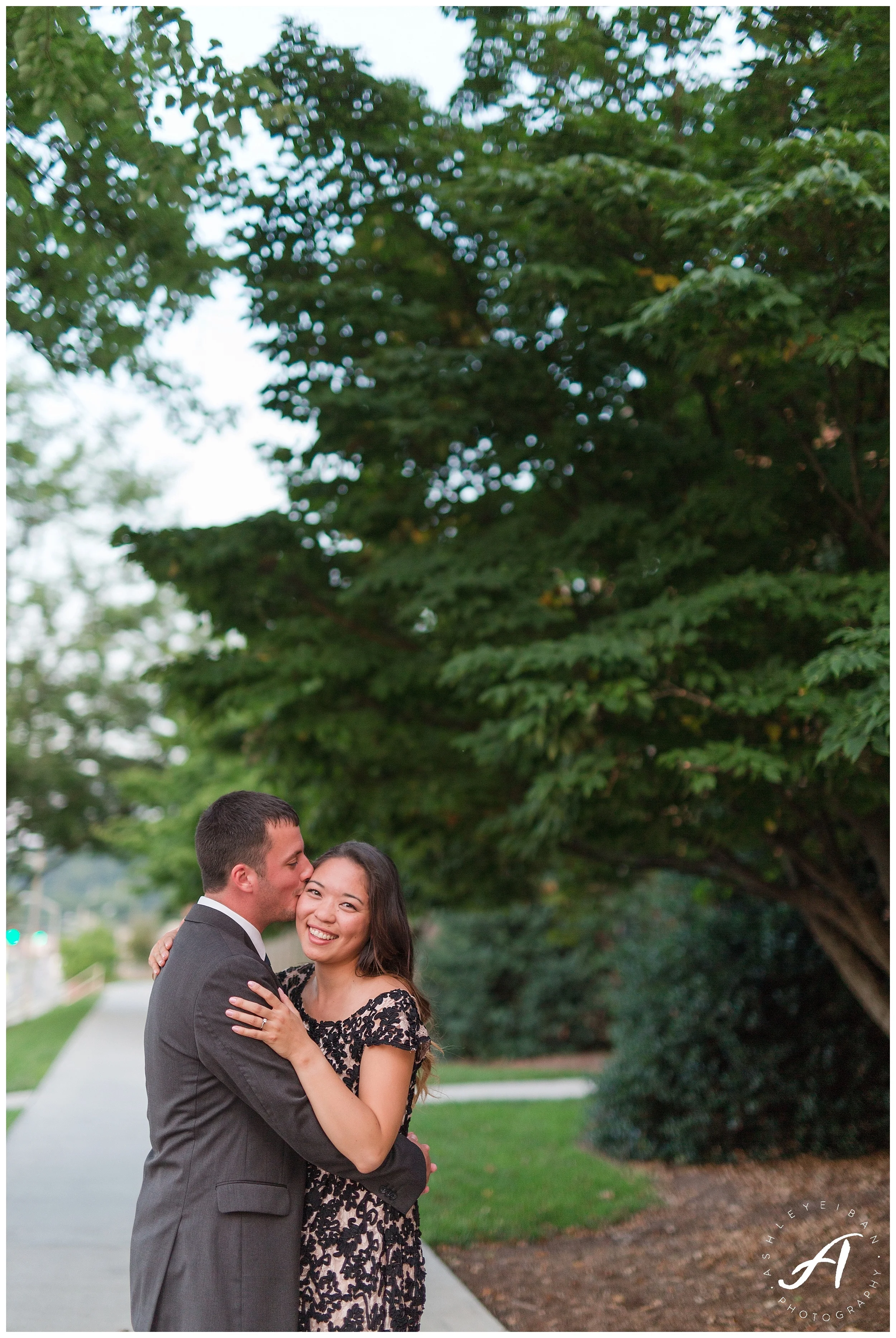 Radford University Engagement Photos || Lynchburg Wedding Photographer || Ashley Eiban Photography || www.ashleyeiban.com