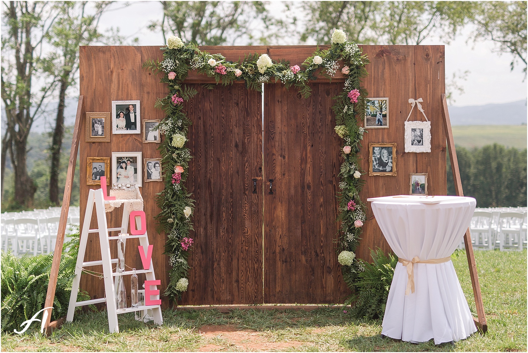 navy and coral mountain view Wedding at The Glen at The Boxtree Lodge || Braeloch Wedding in Vinton, Virginia || Ashley Eiban Photography || www.ashleyeiban.com