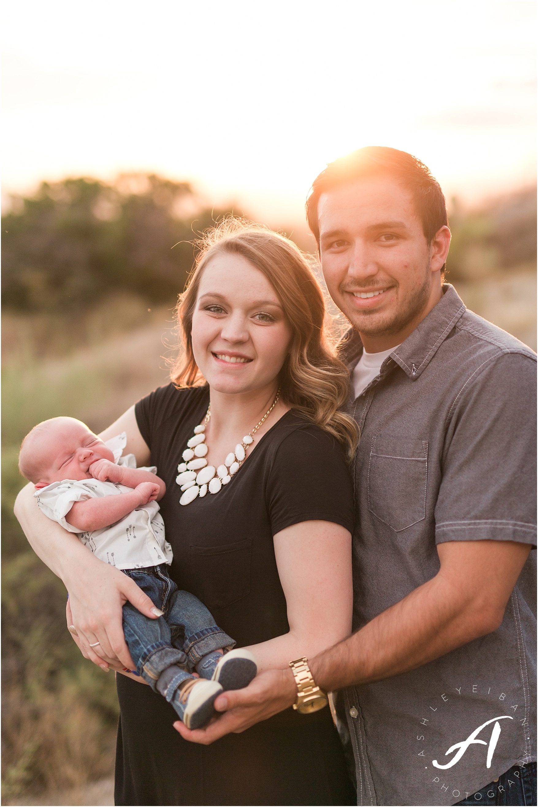 Albuquerque, New Mexico Family and Lifestyle Photographer || Breighton's Newborn Session || Ashley Eiban Photography || www.ashleyeiban.com