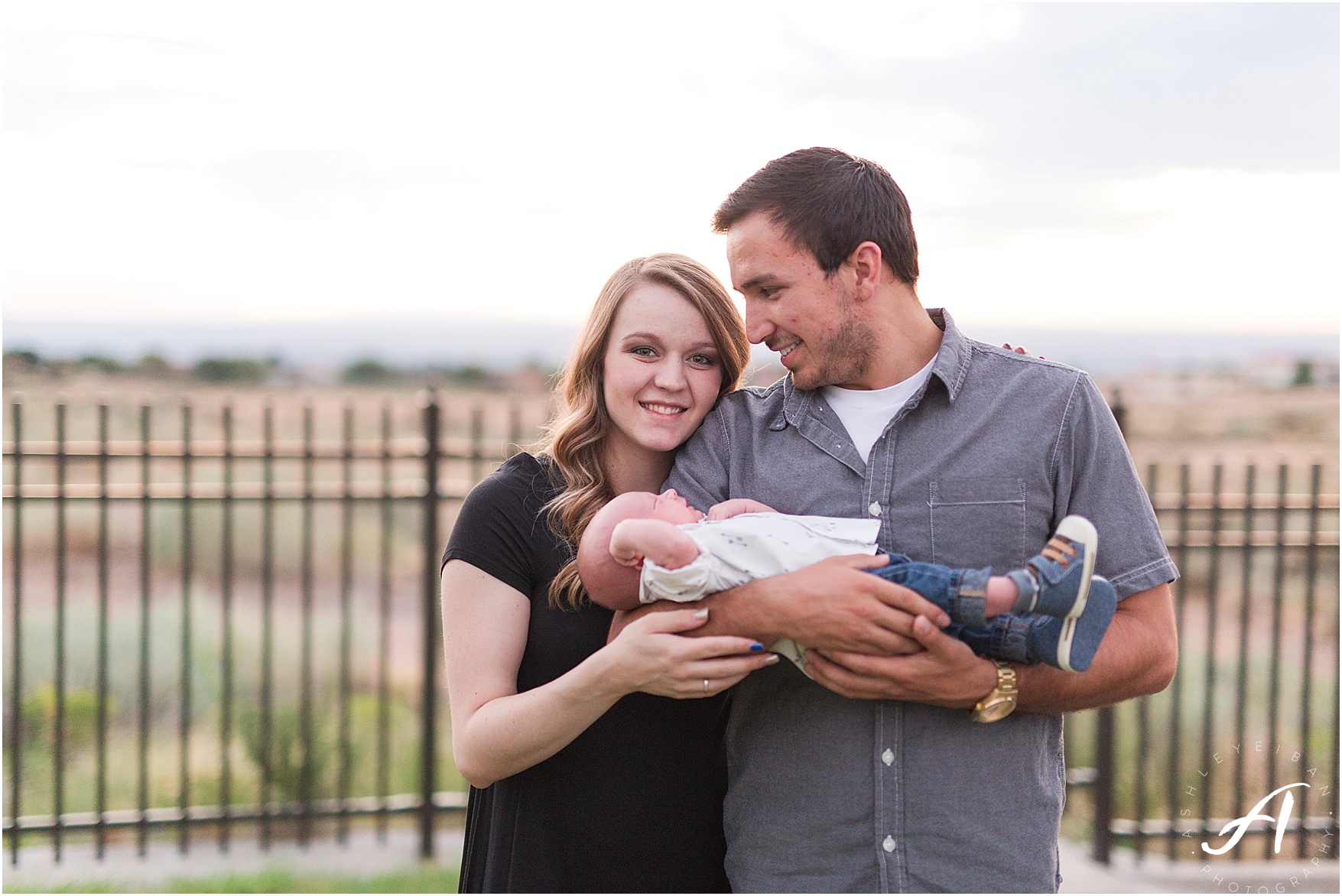 Albuquerque, New Mexico Family and Lifestyle Photographer || Breighton's Newborn Session || Ashley Eiban Photography || www.ashleyeiban.com