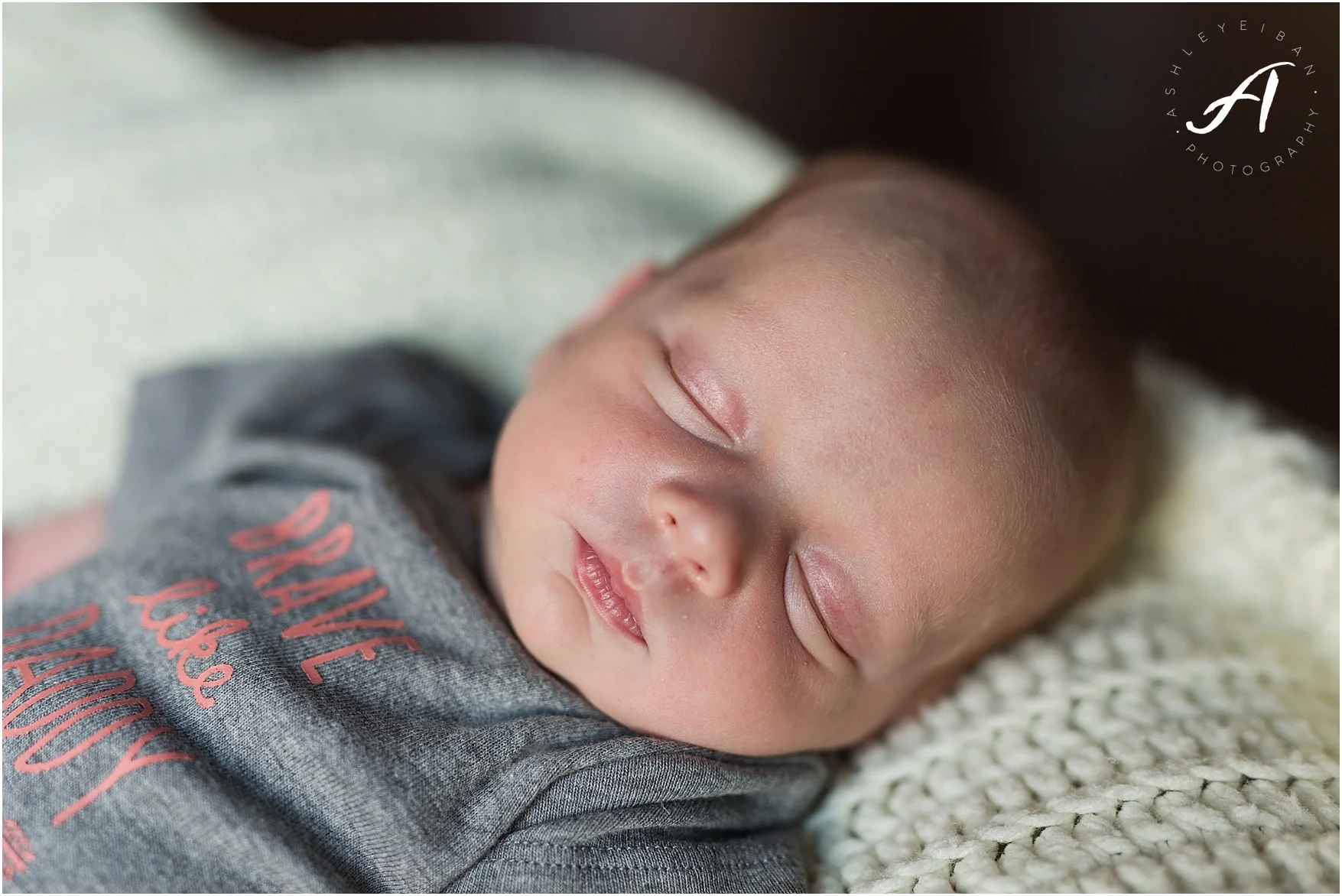 Albuquerque, New Mexico Family and Lifestyle Photographer || Breighton's Newborn Session || Ashley Eiban Photography || www.ashleyeiban.com